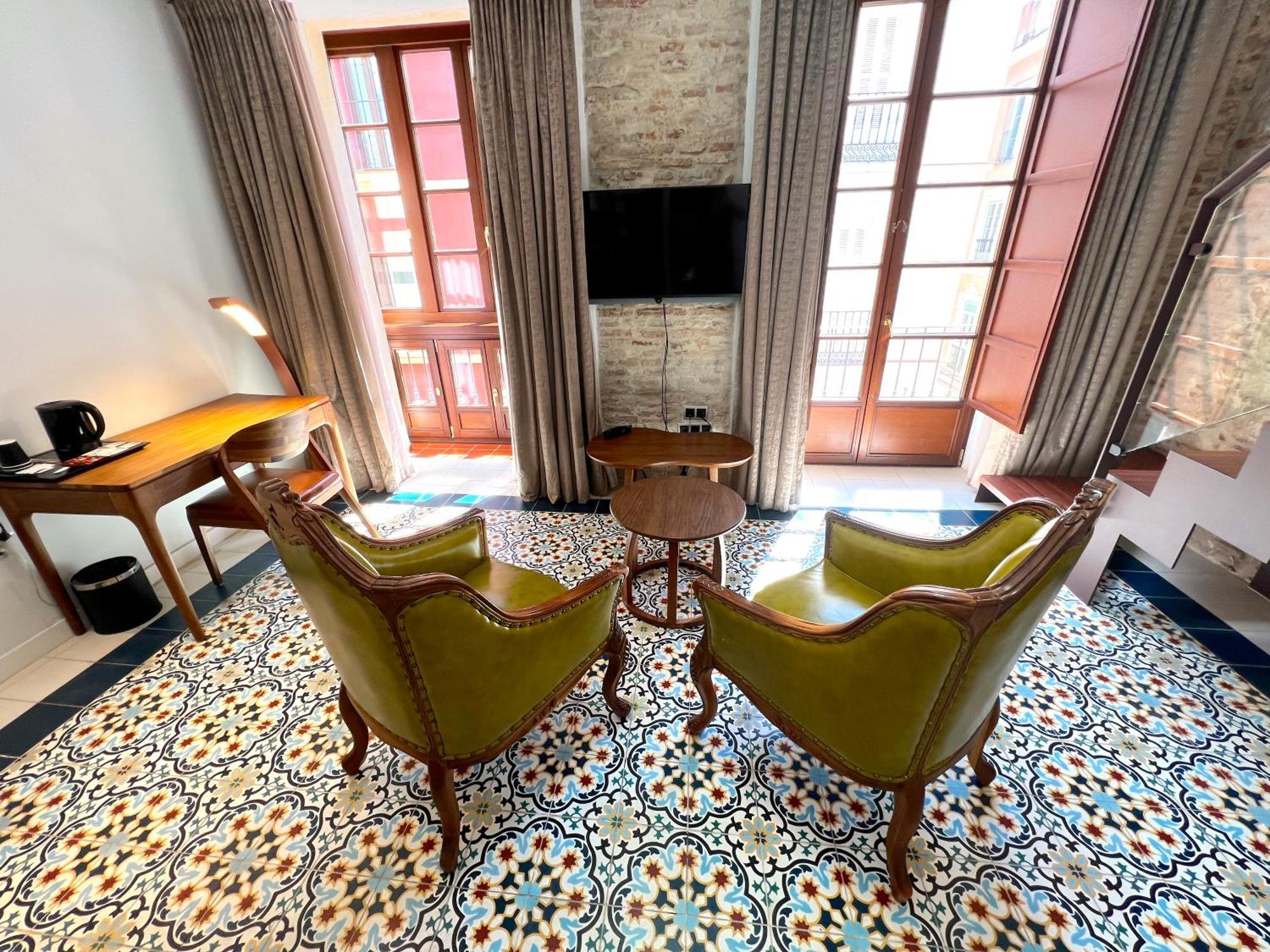 Hotel Anahita Boutique 4*