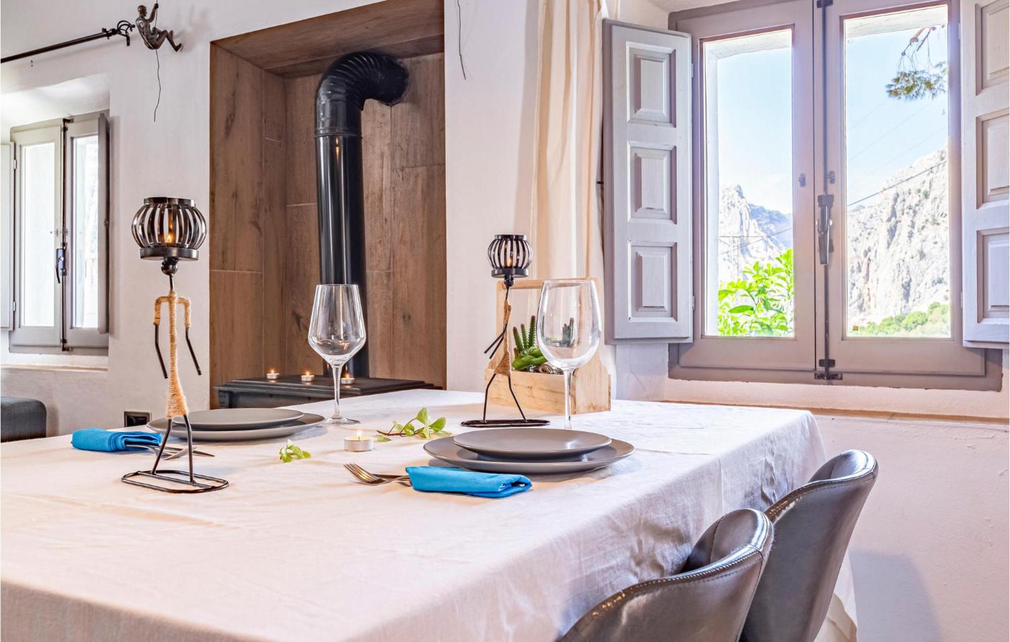 Ferienhaus Gorgeous In With Wifi *