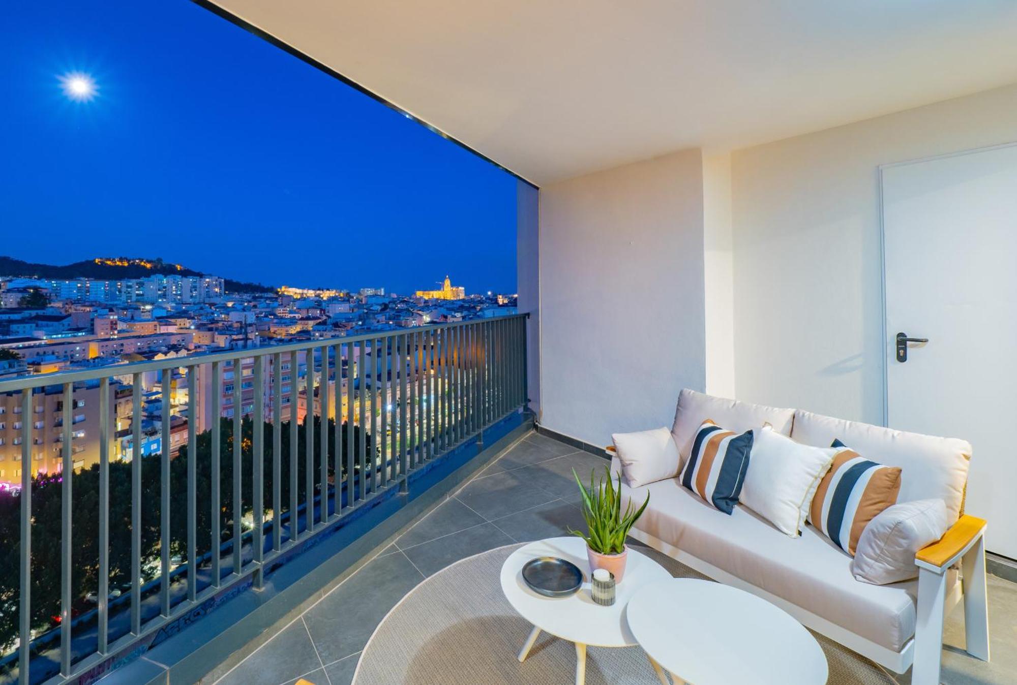 Apartamento Cubo's Luxury Urban Sky 12 Málaga