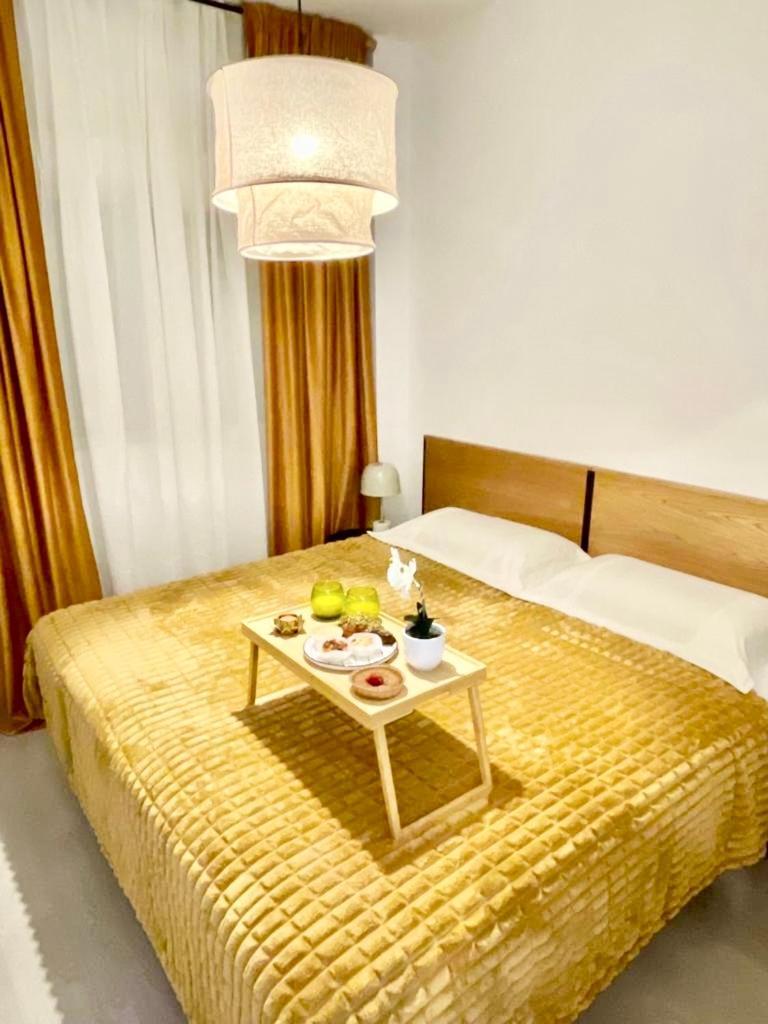 Apartment Historical Centre! Private Terrace & Gym-near Public Parking