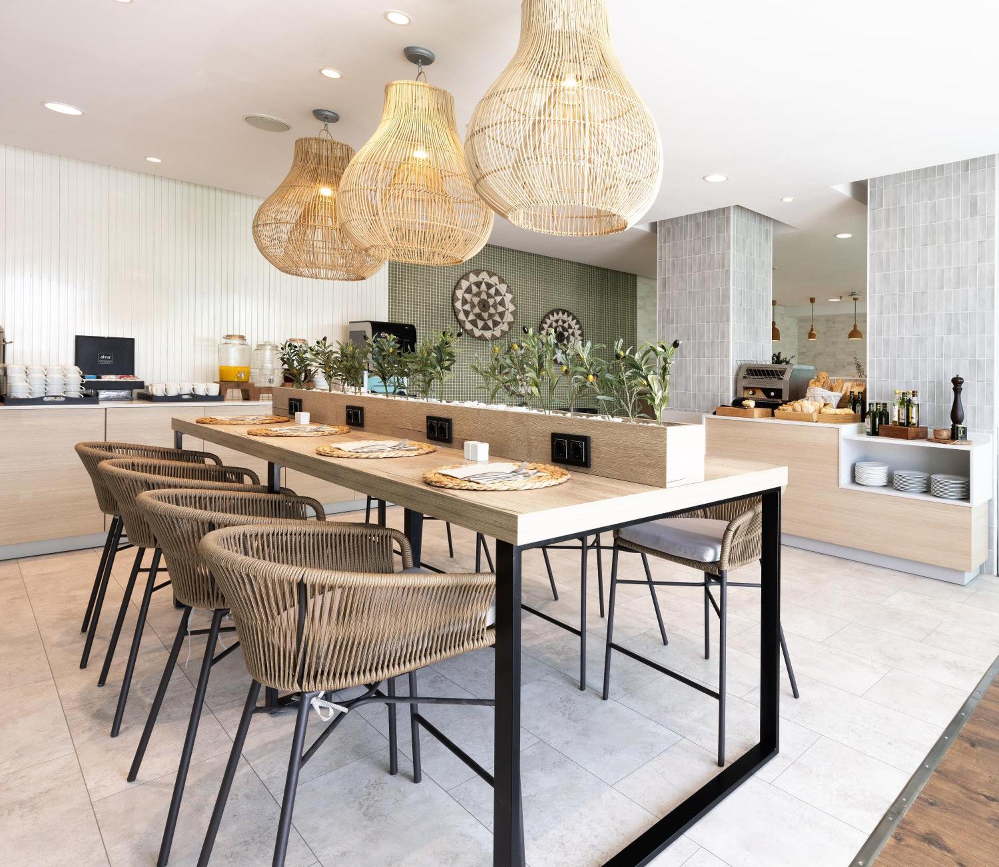 Tryp Alameda Hotell 4*