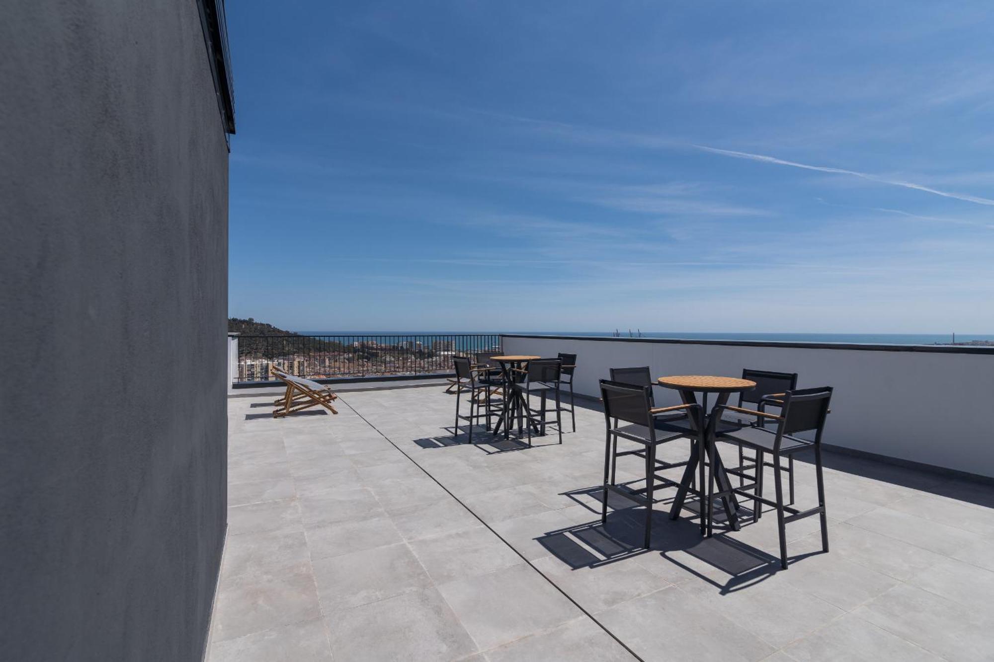 Homes Urban Sky Tower 4 G Malaga