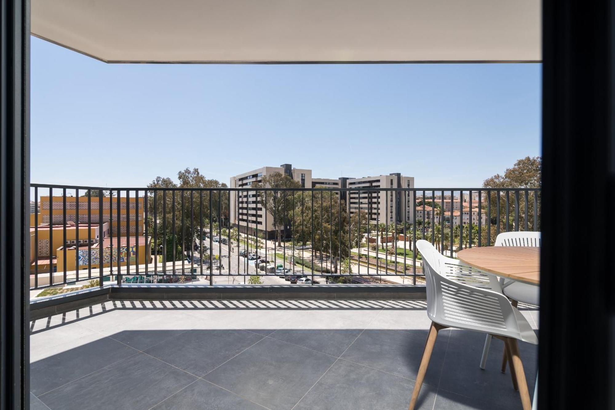 Homes Urban Sky Tower 4 G