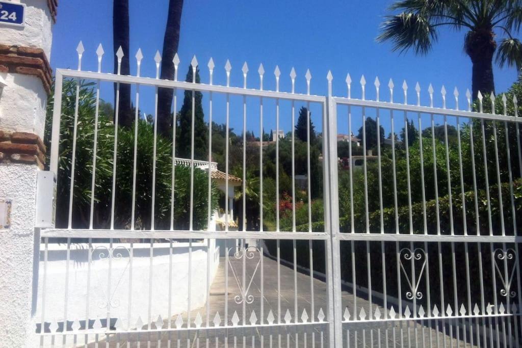 Large 7 Bedroom In Sierrrezuela Heated Pool Villaer
