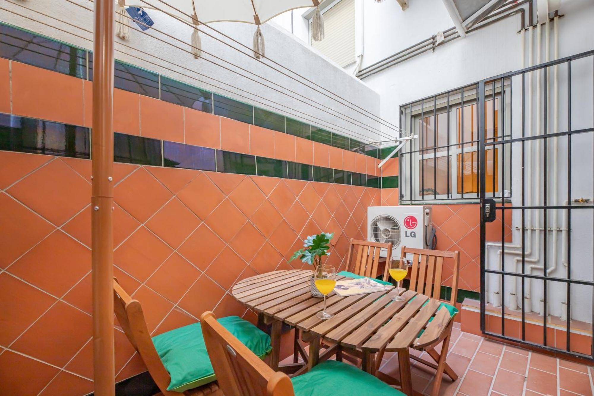 Charming 4-bedroom In Malaga's Historic Center *