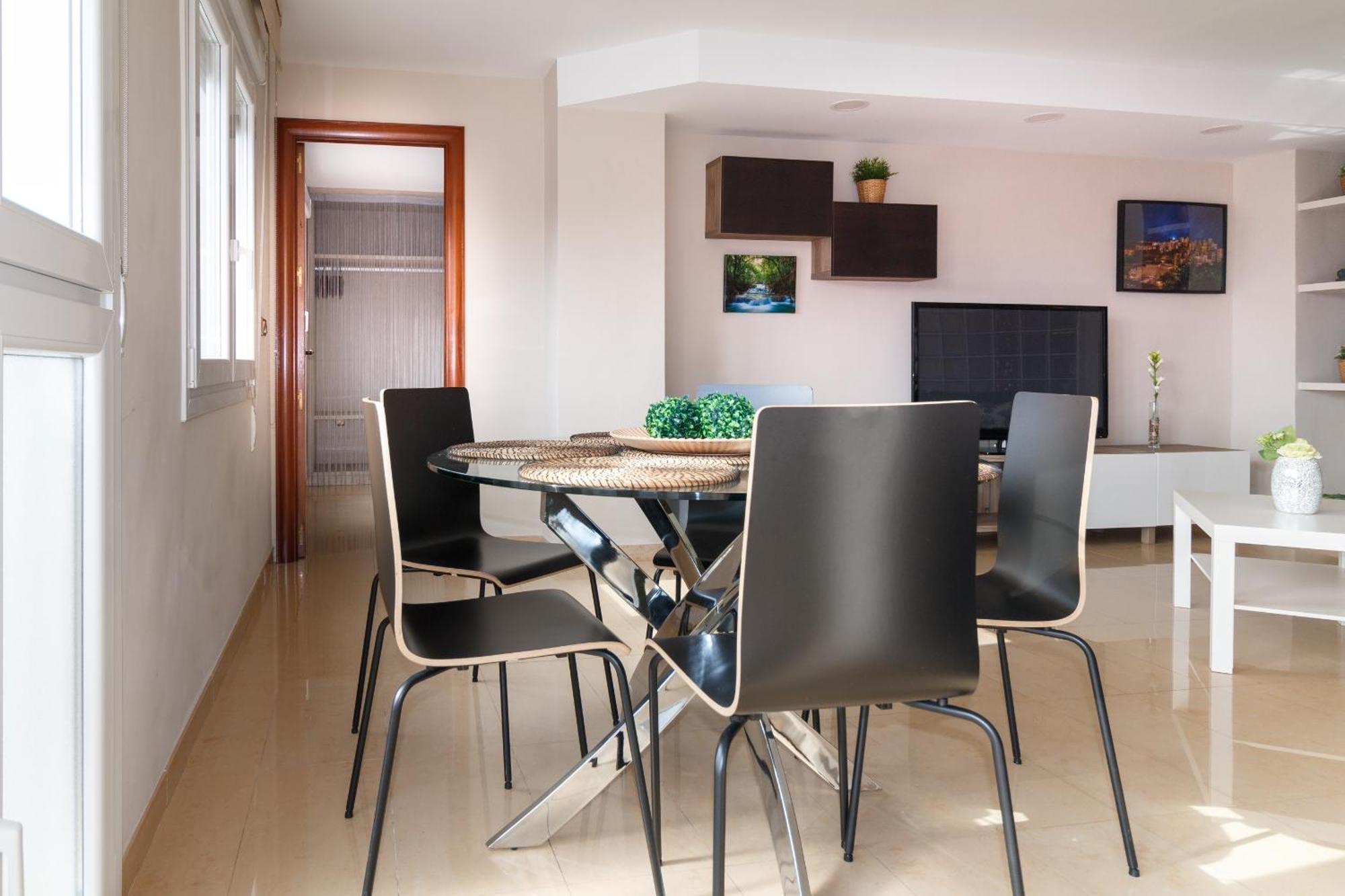 Fantastico Apartamento Para 7 Personas En La Mejor Zona Appartamento Málaga