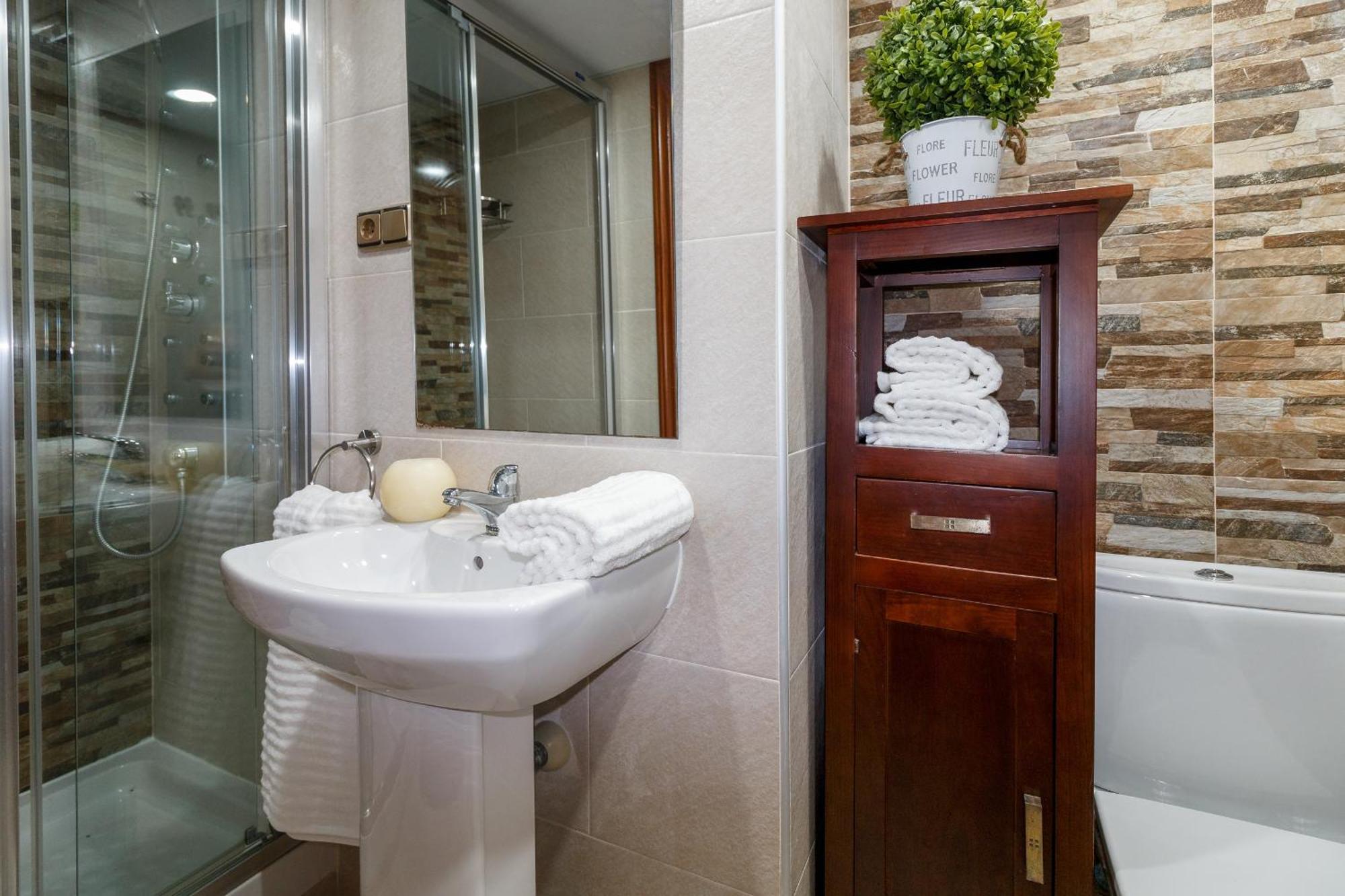 Fantastico Apartamento Para 7 Personas En La Mejor Zona Appartamento