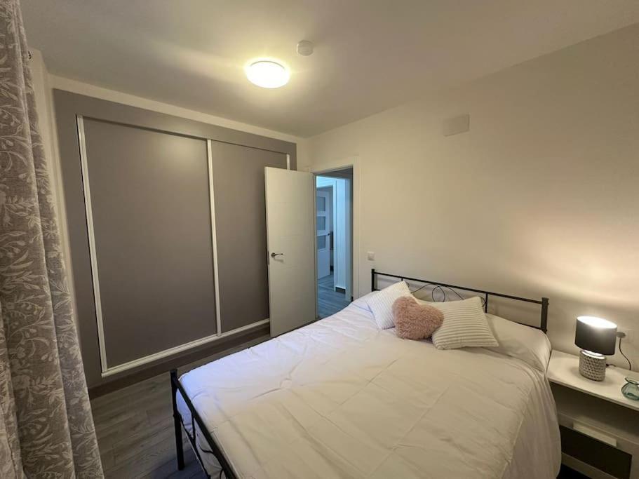 Cosy In 10' From The Beach - Rene Appartement