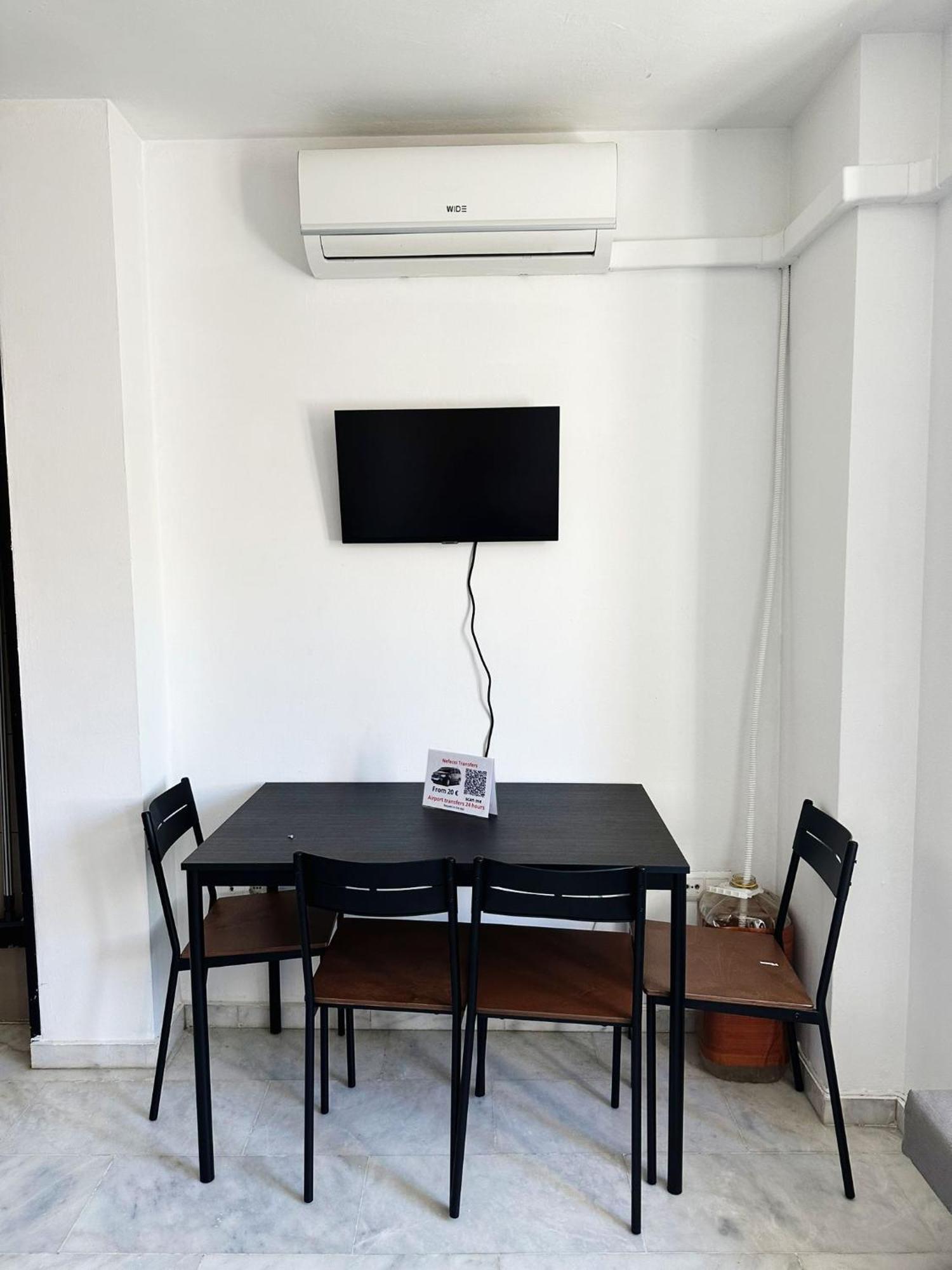 Huelin & Station Appartement *