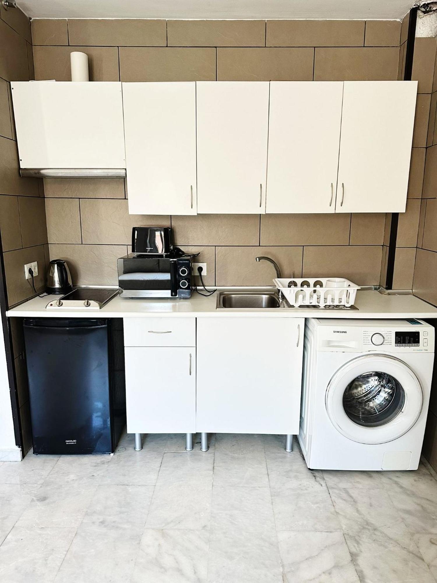 Huelin & Station Appartement *