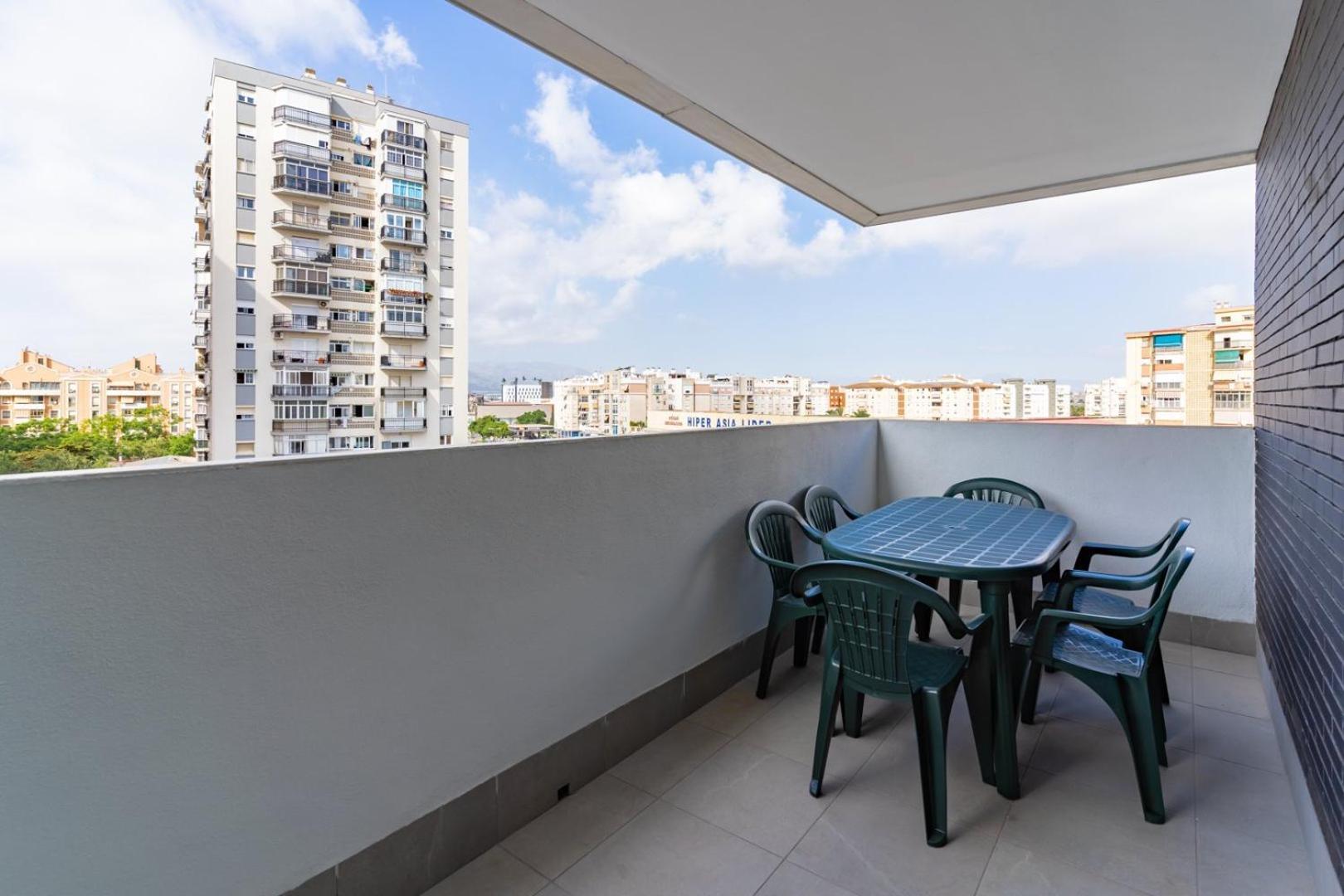 Guestready - Sunny Seaside Escape In Leilighet