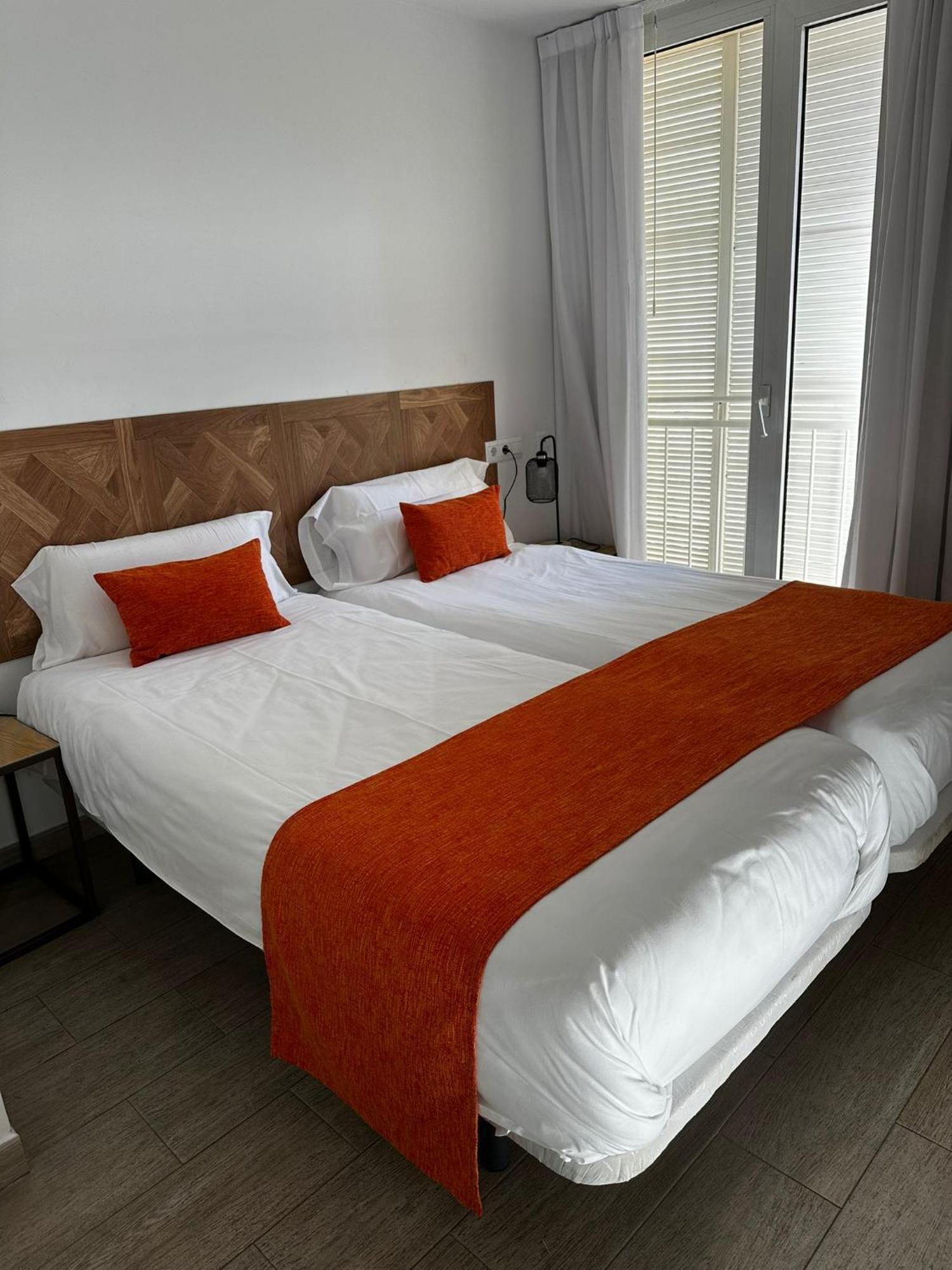 Dobo Homes - Sl4 *