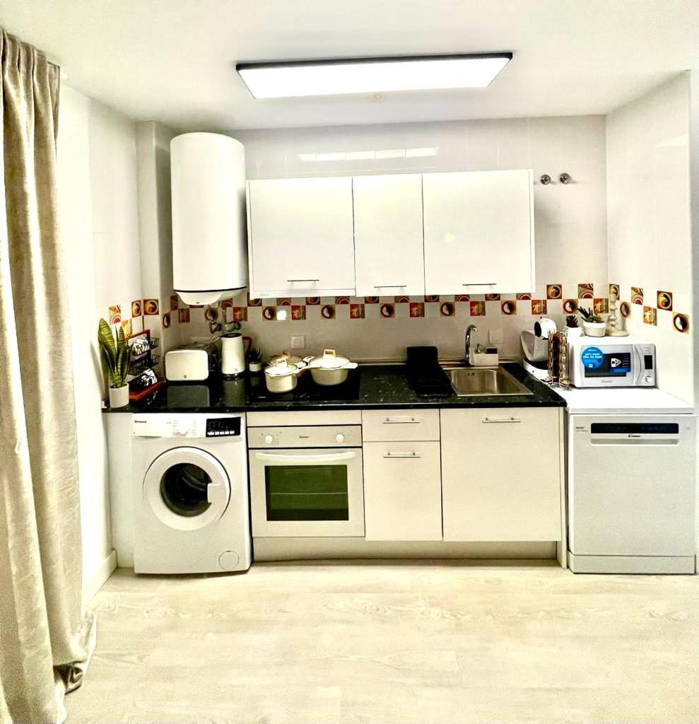Historical Centre! Private Terrace & Gym-near Public Parking * Malaga