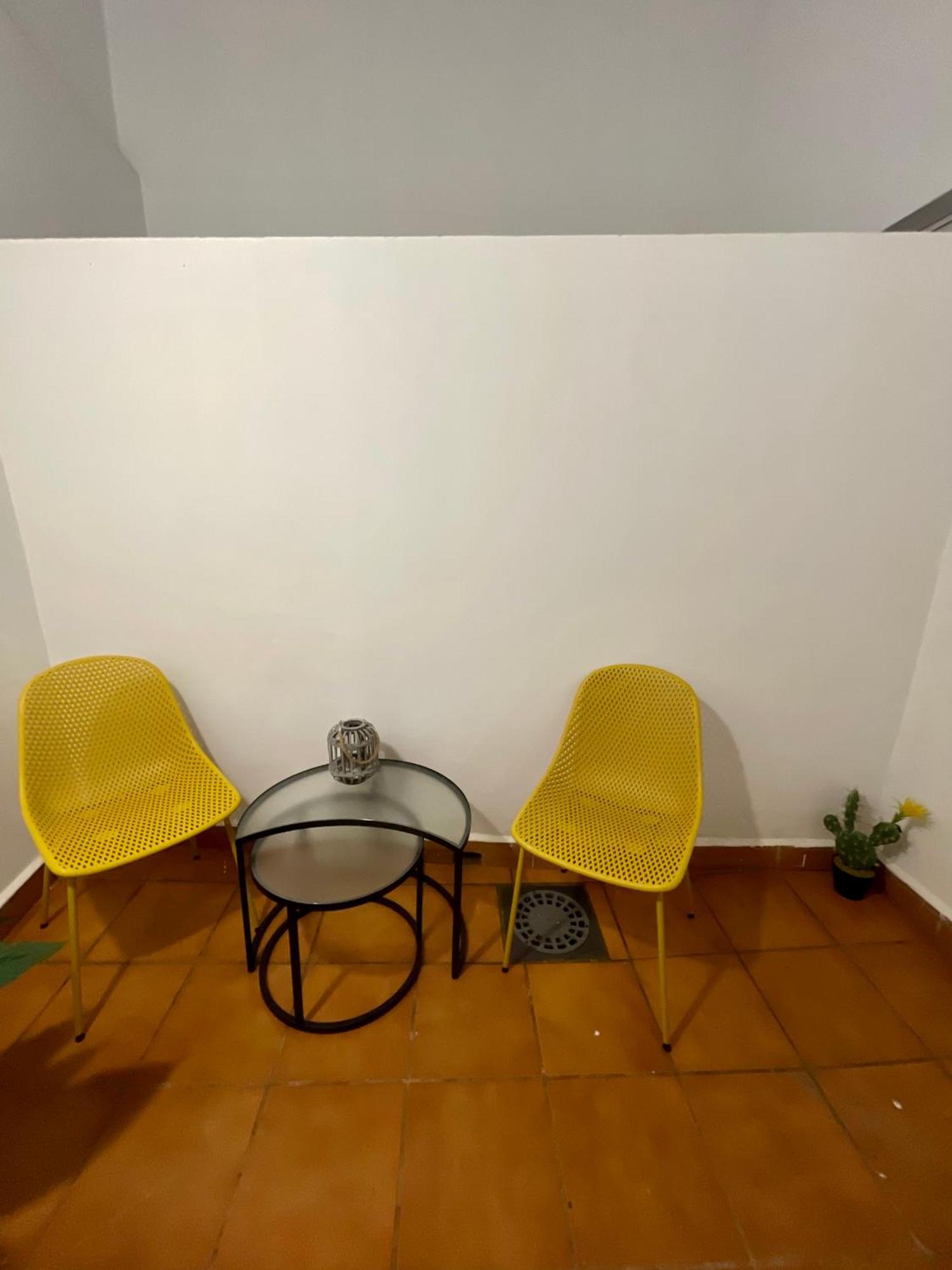 Apartment Historical Centre! Private Terrace & Gym-near Public Parking
