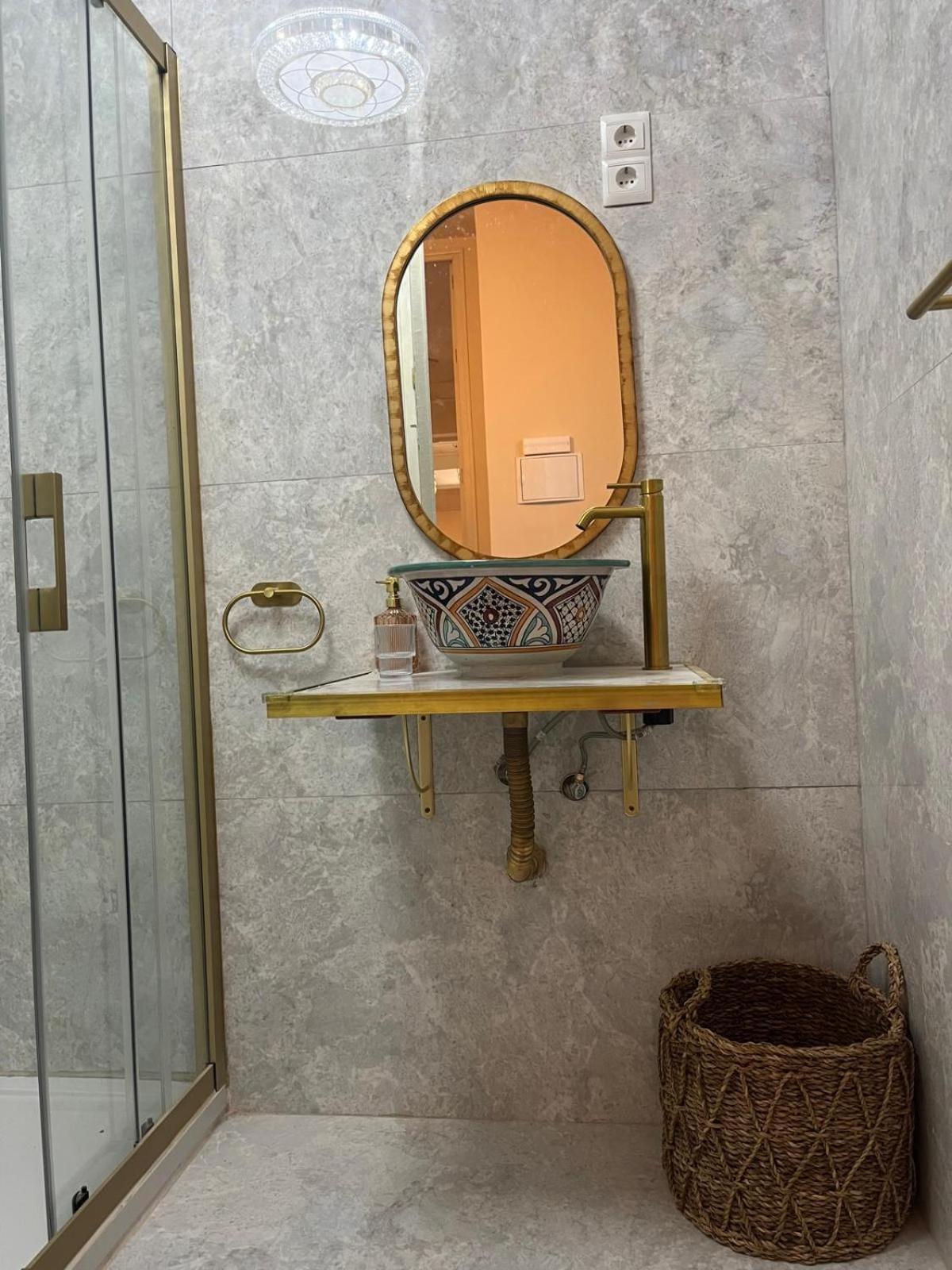 Loles De Cisneros Catedral Appartement *