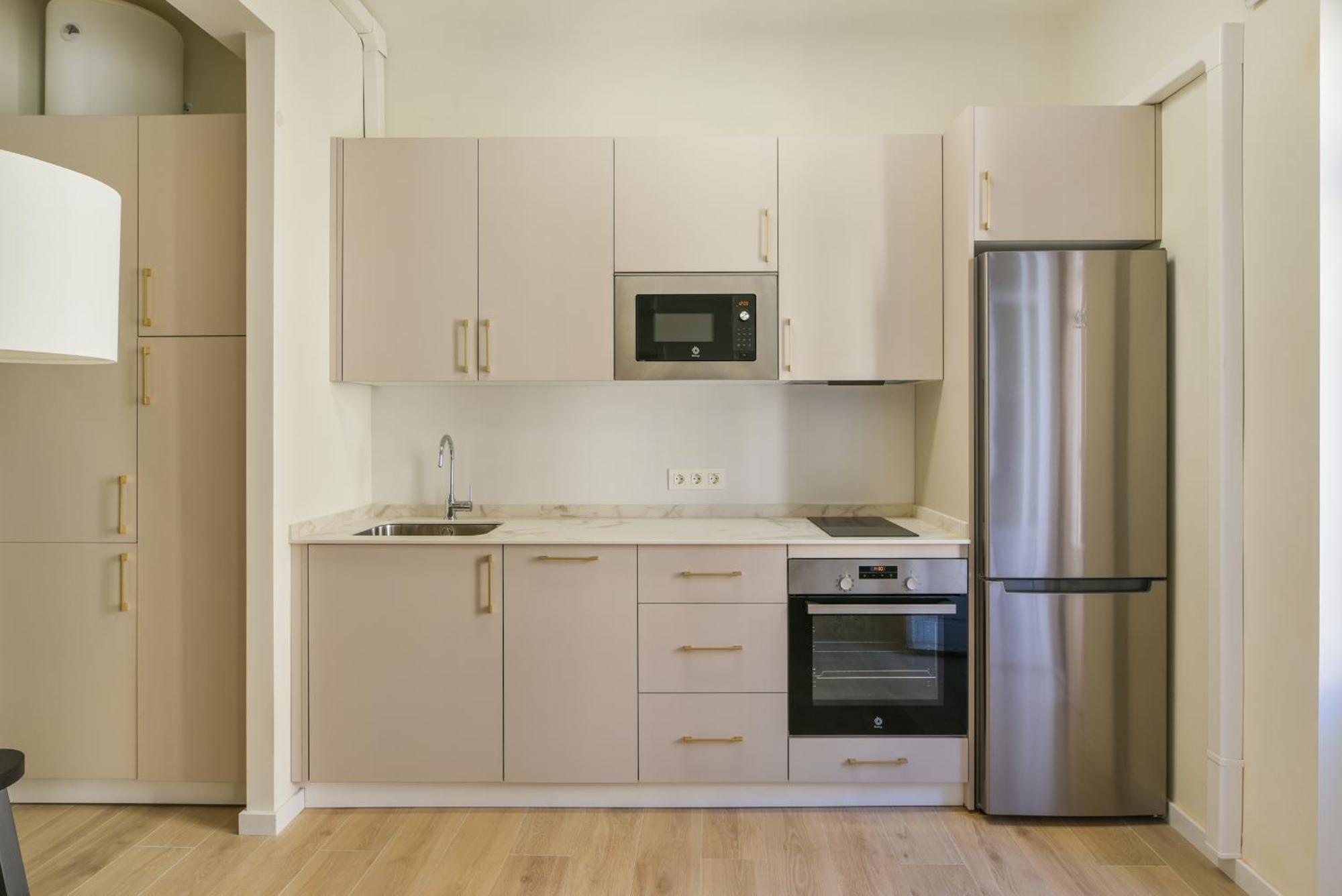 Victoria Center Apartment *
