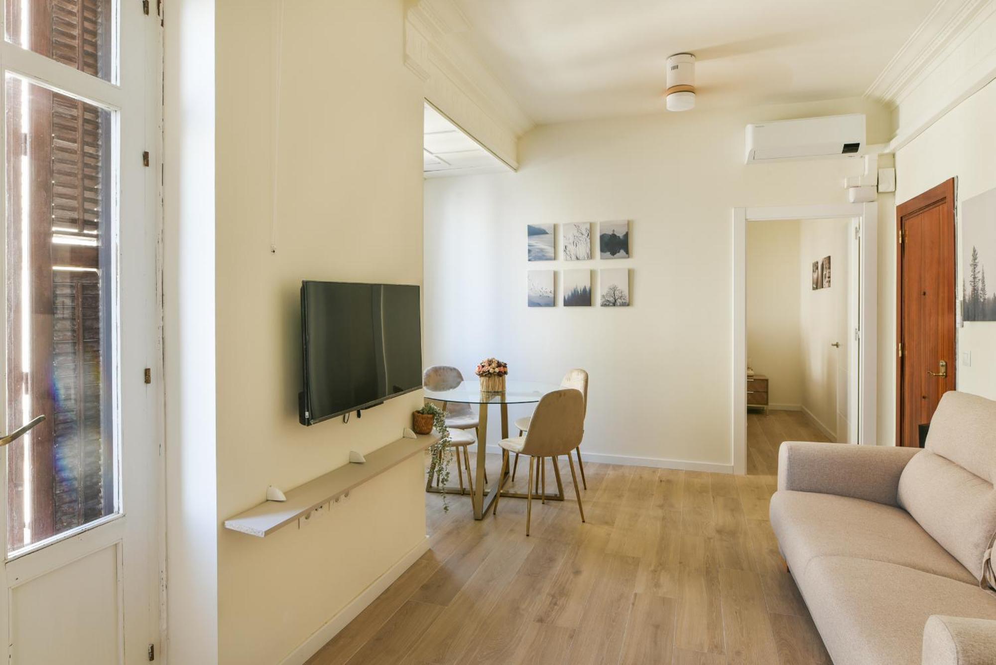 Victoria Center Apartment *