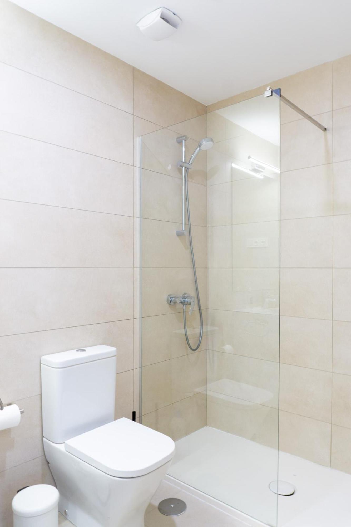 Urban Sky Tower 2 Center Apartment Malaga