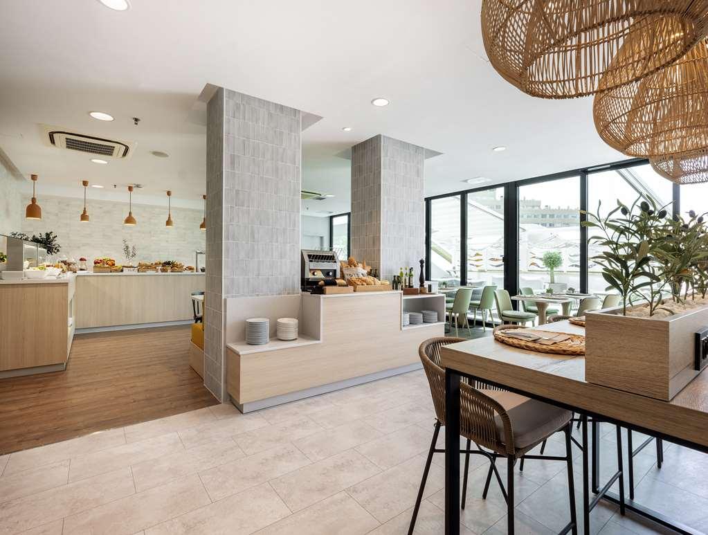 Tryp Alameda 4*