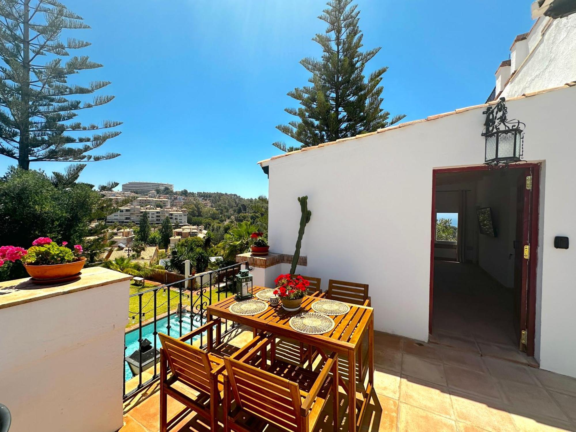 Clavero Eight Premium * Malaga
