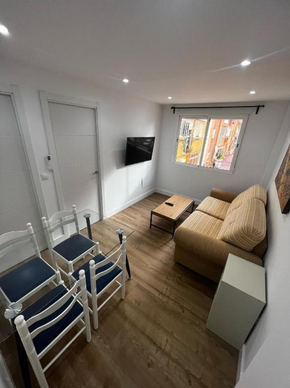 Apartment Premium Living Train Station