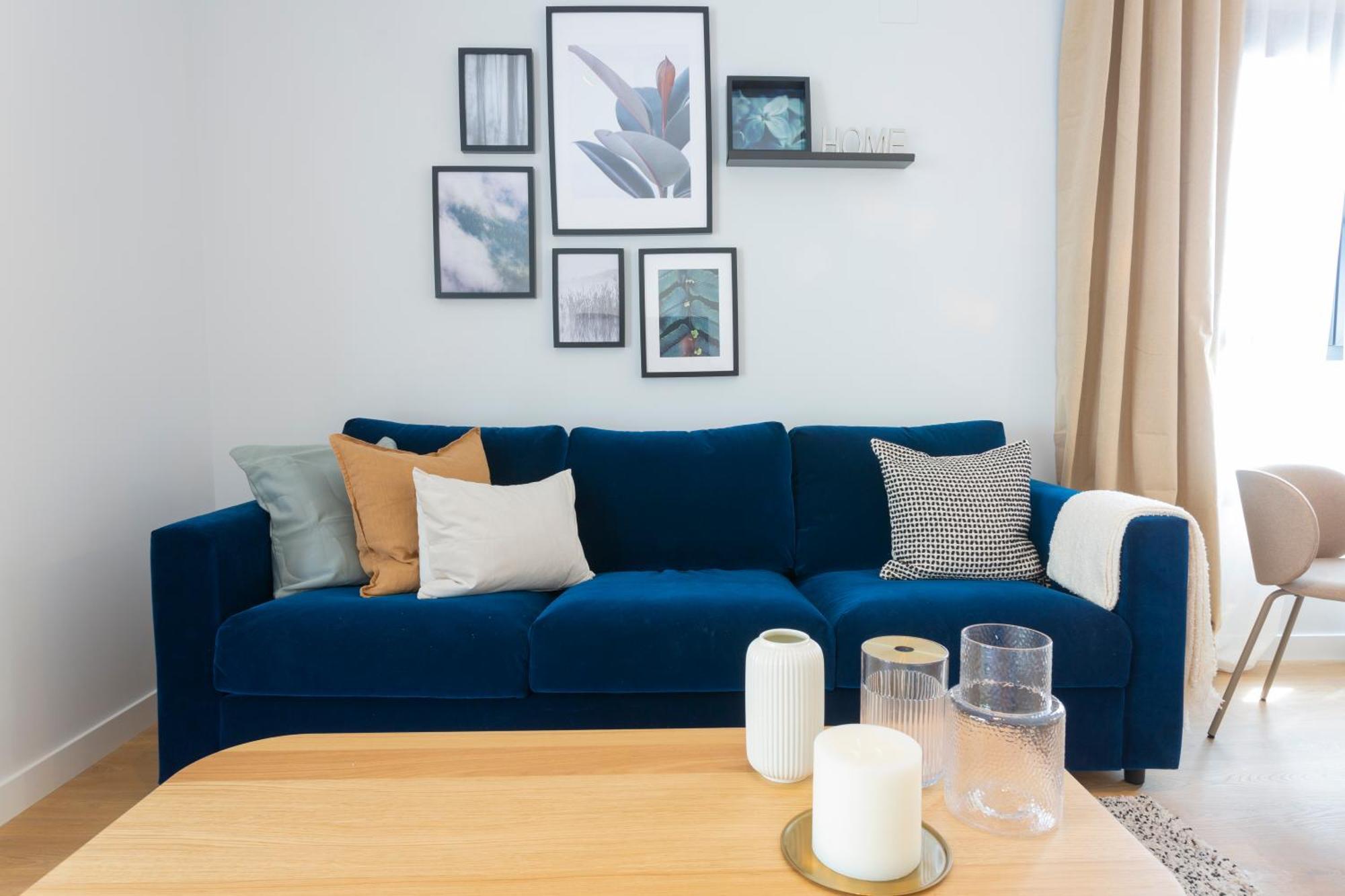 Apartamento Con Vistas En Paseo De Reding By Rent Me Appartement *
