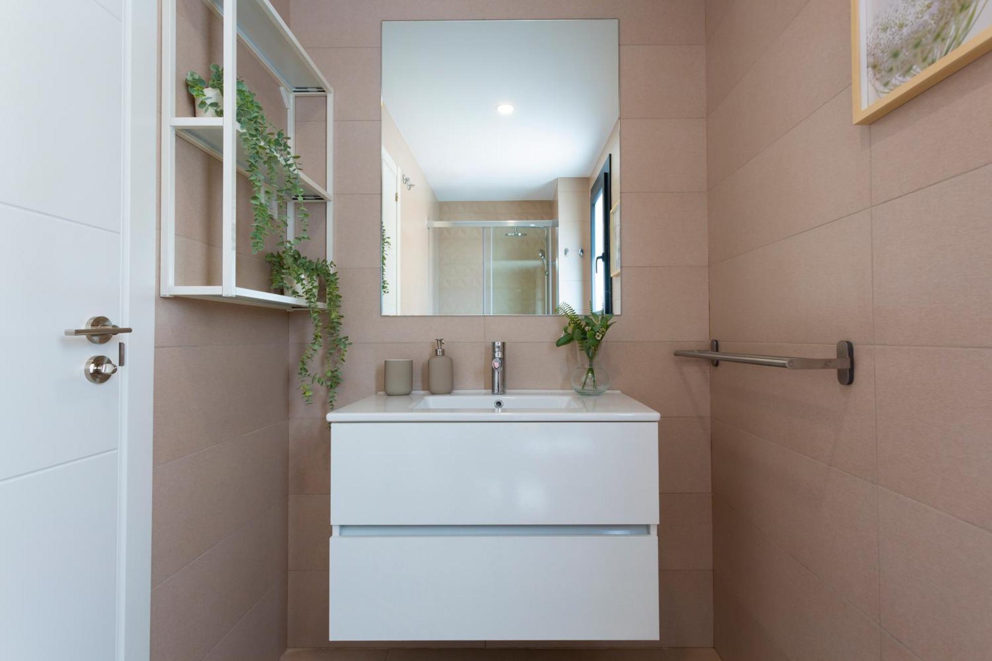 Appartement Apartamento Con Vistas En Paseo De Reding By Rent Me
