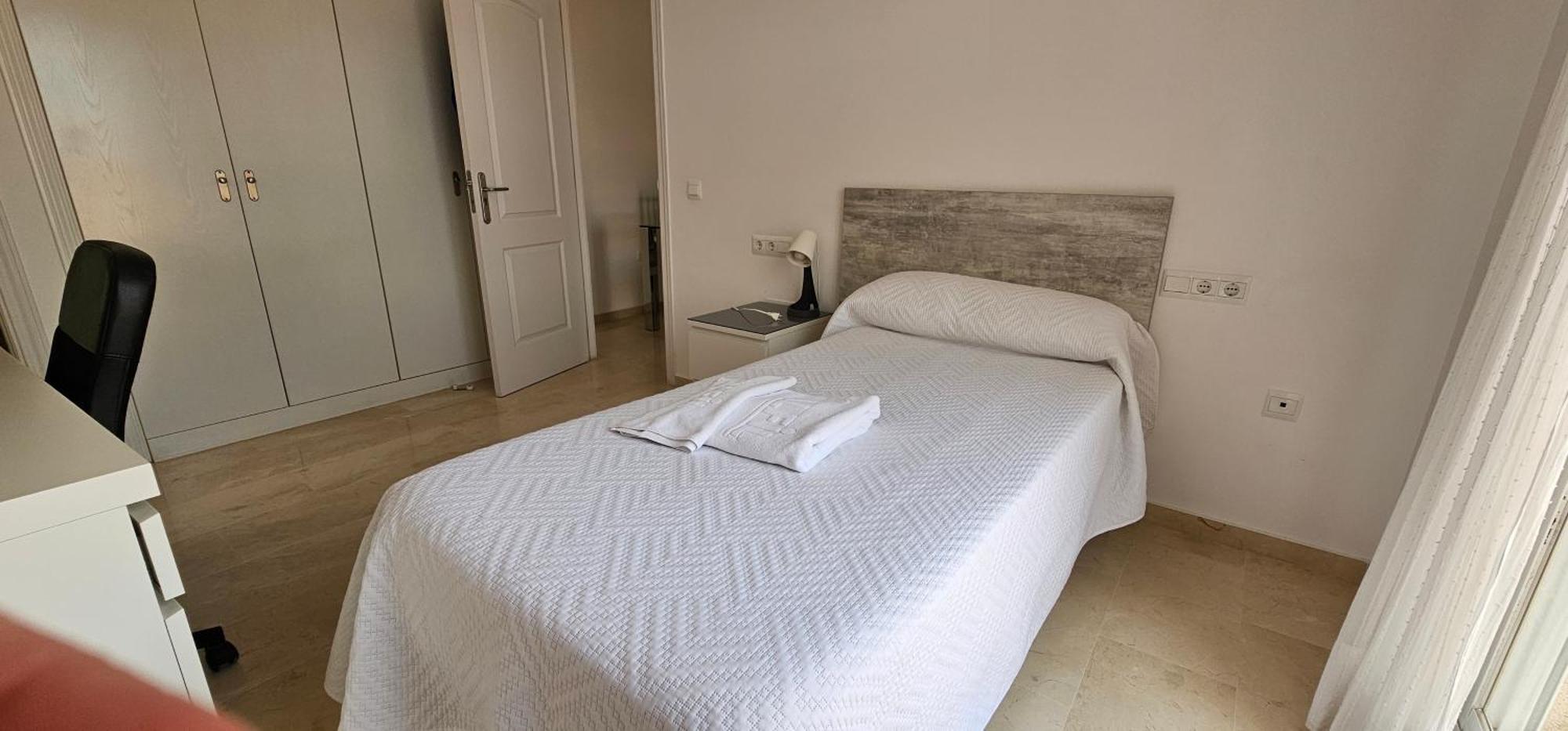 Residencia Universitaria Alfil Apartamento *