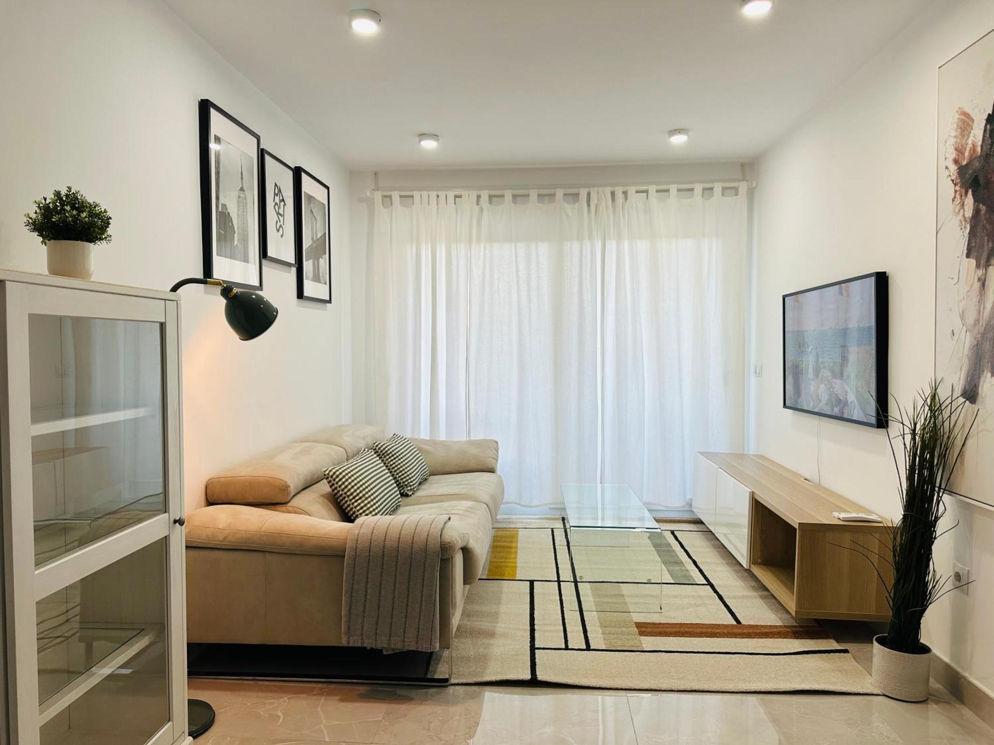 Apartamento Moderno Y Comodo! * Málaga