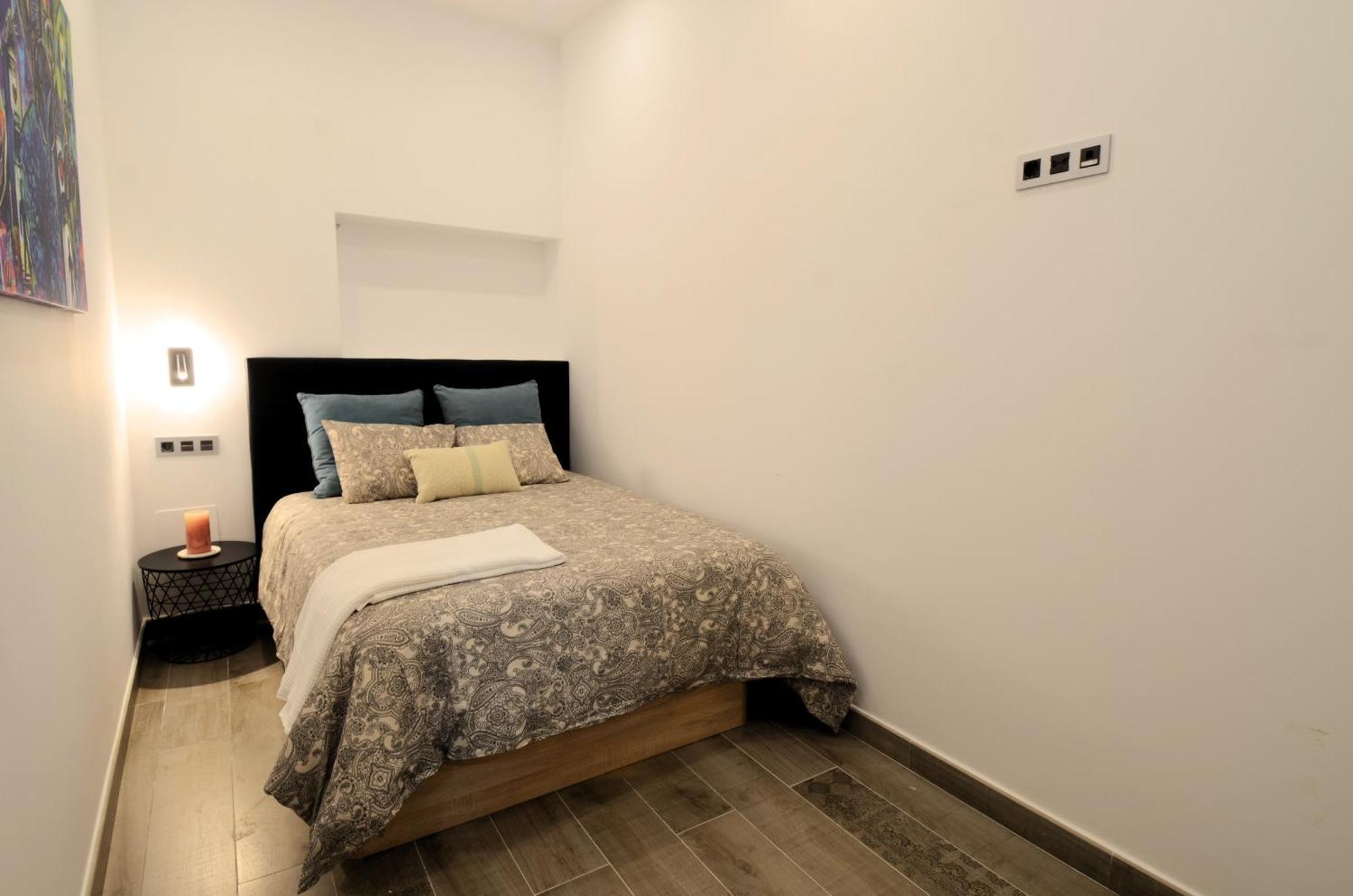 Fabrica Del Lujo En El Centro De Appartamento Málaga