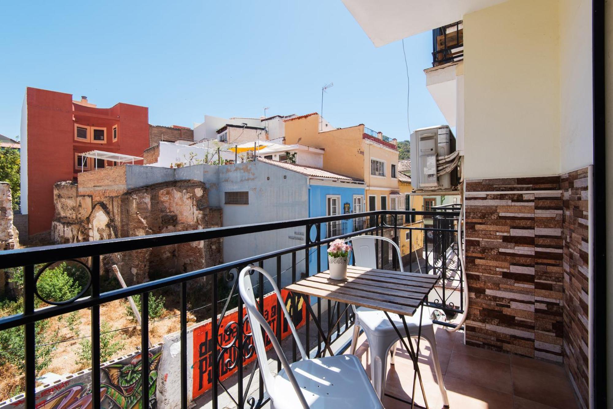 Street Art Fantasy 1 Apartment Malaga