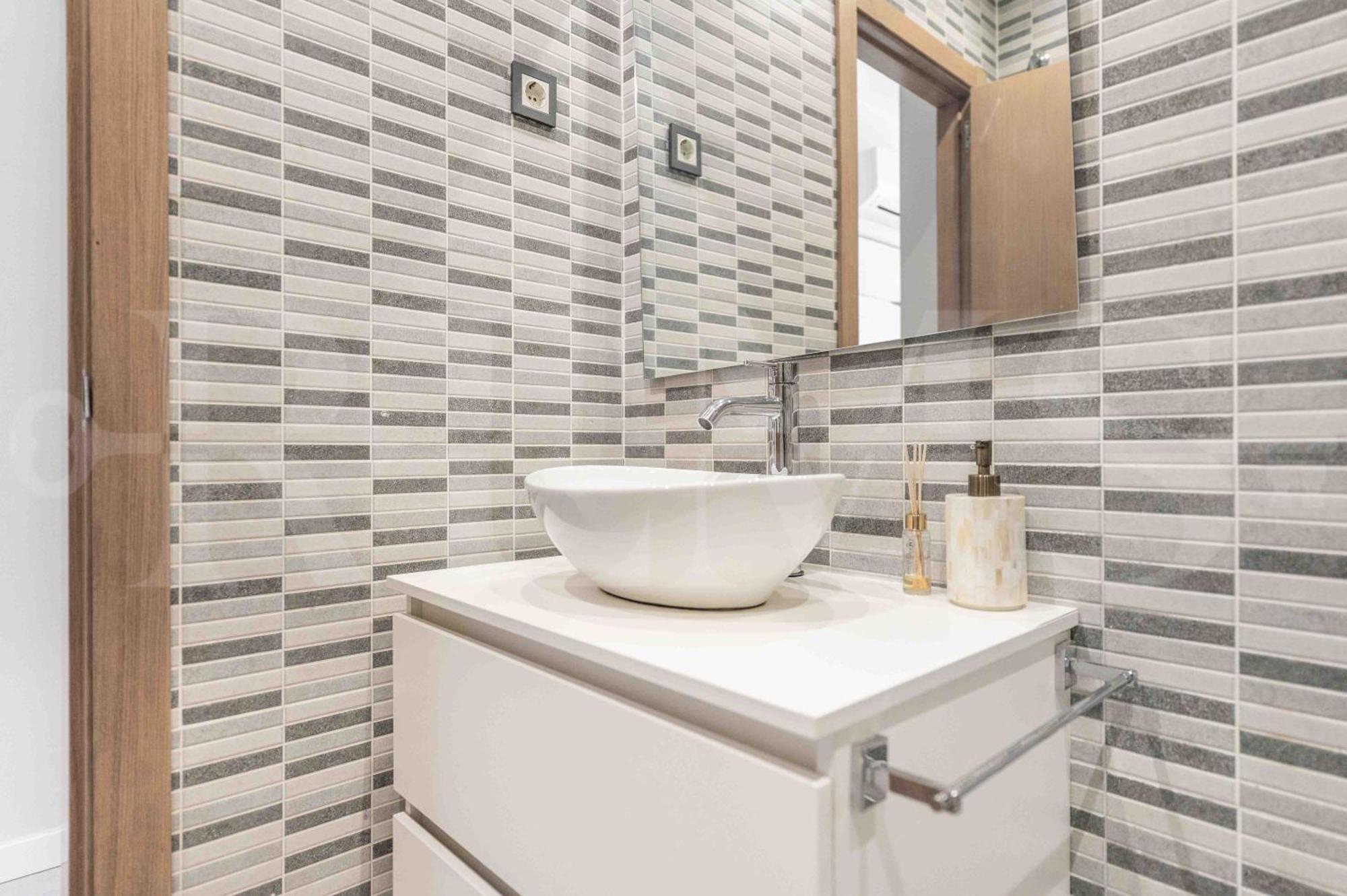 Adorable Flat With Private Parking In The Center By Rems Apartamento