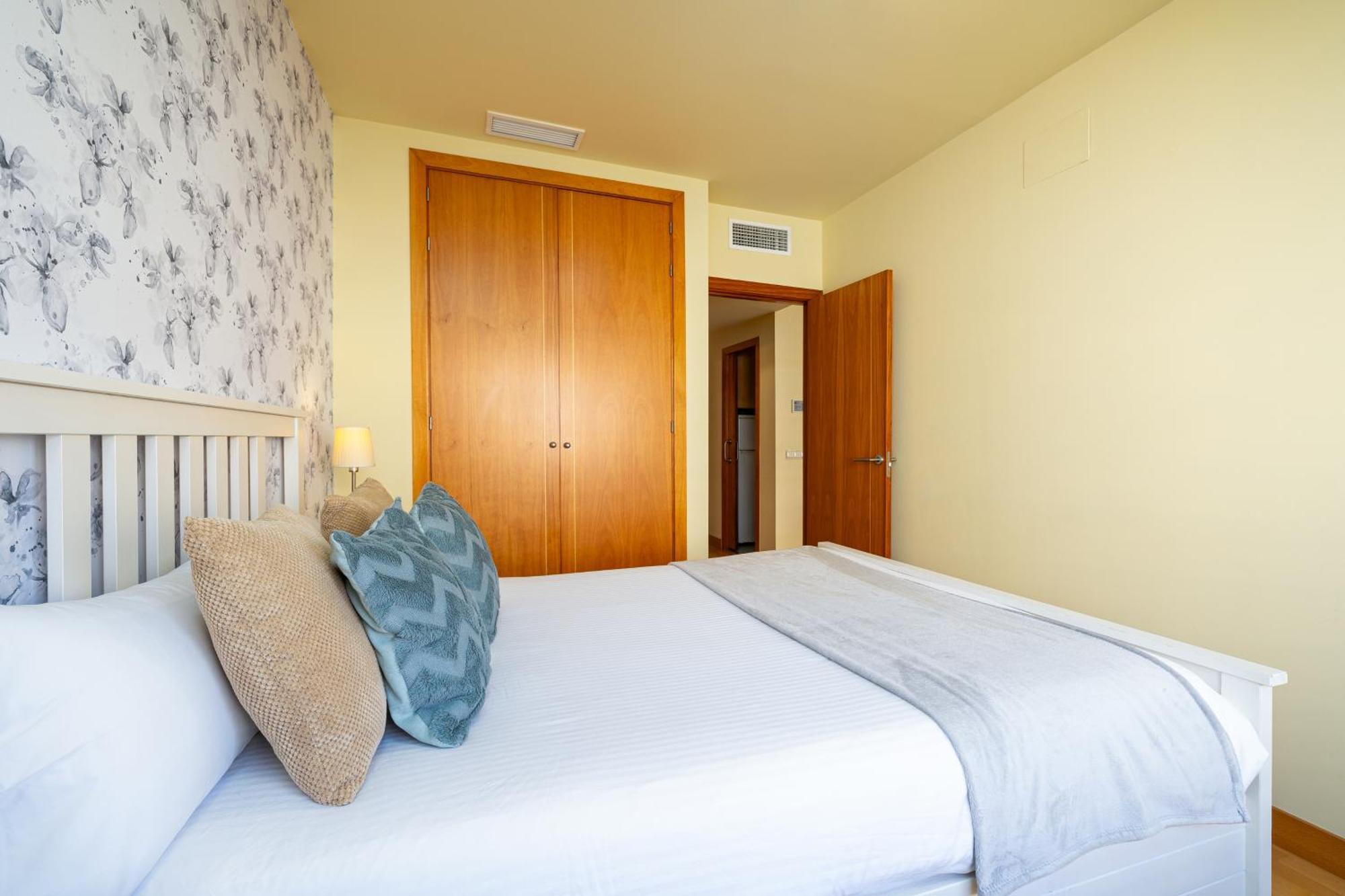 Apartment Holidays2malaga Eslava High Speed Wifi *