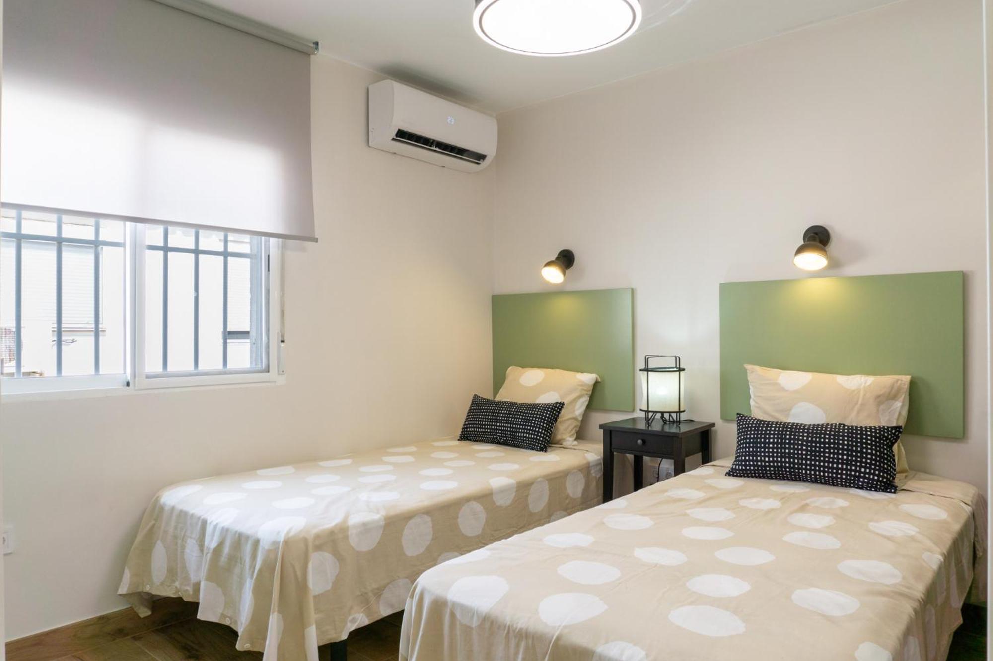 Chalet En Primera Linea De Playa Málaga