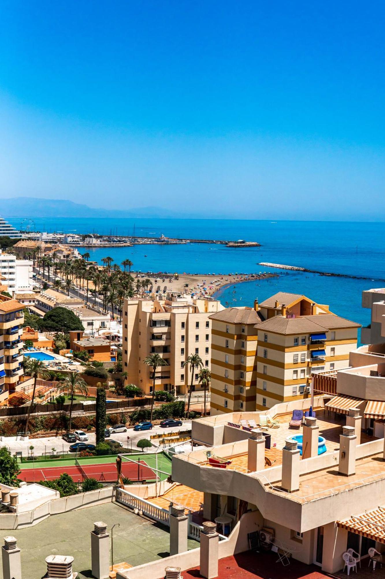 Lägenhet Benalbeach Con Vistas Maravillosas *