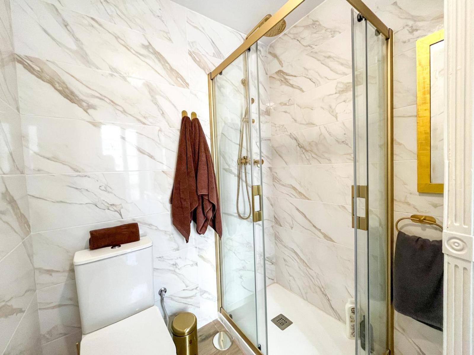 Loles De Cisneros Catedral Appartement
