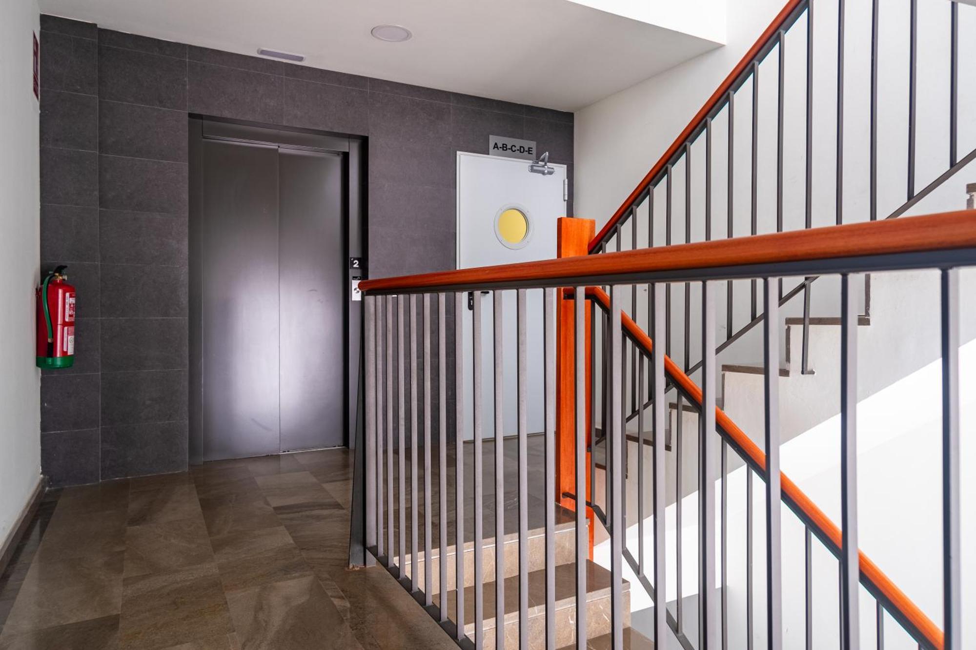 With Pool-2bedrooms 2bathrooms-malaga *