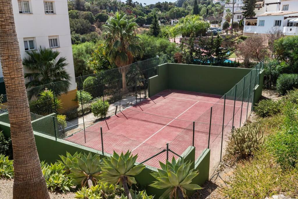 Appartamento Beautiful 2-bedroom Flat - Pool And Paddle Court