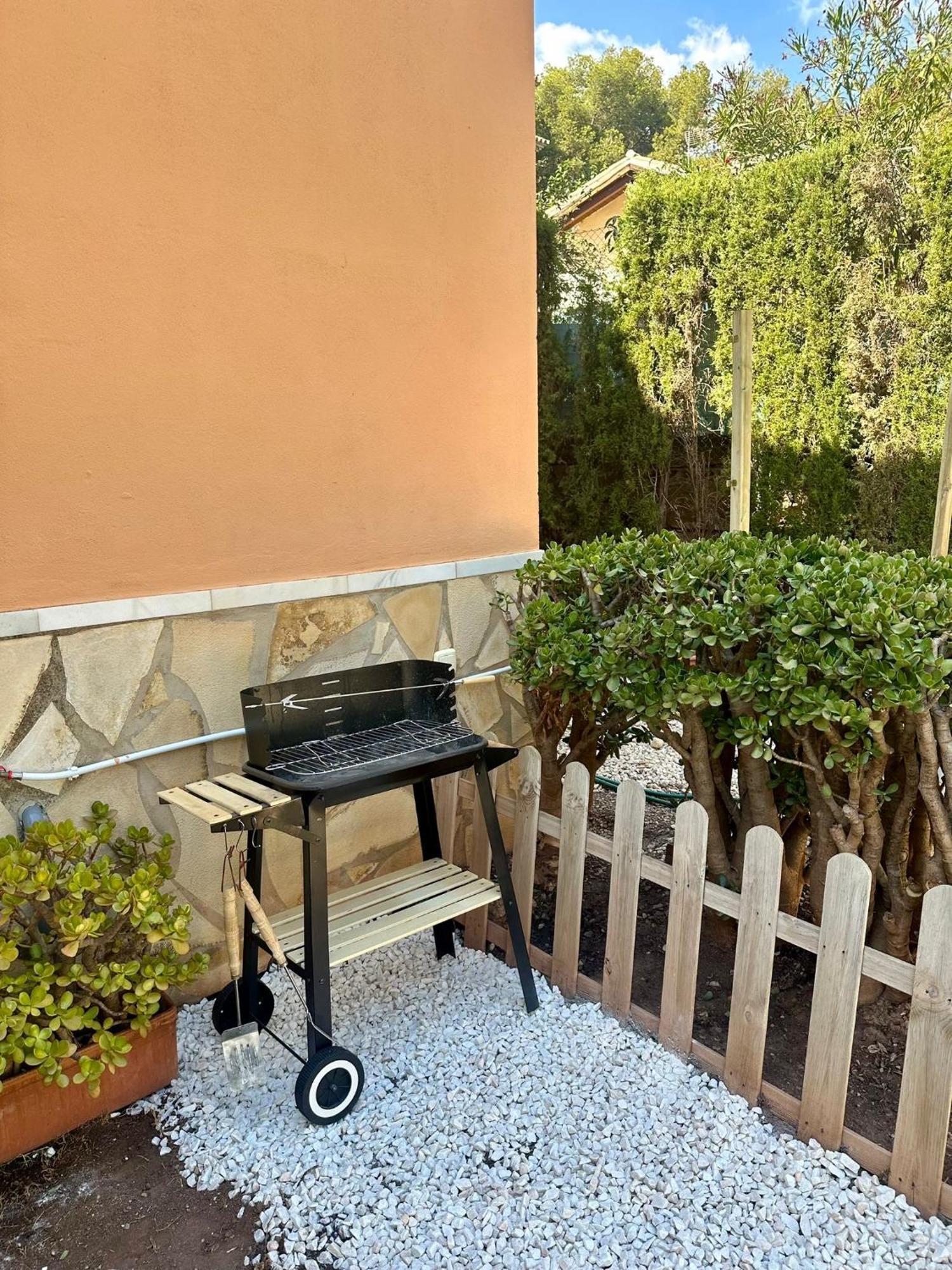 Maravilloso Con Jardin Y Barbacoa Apartment