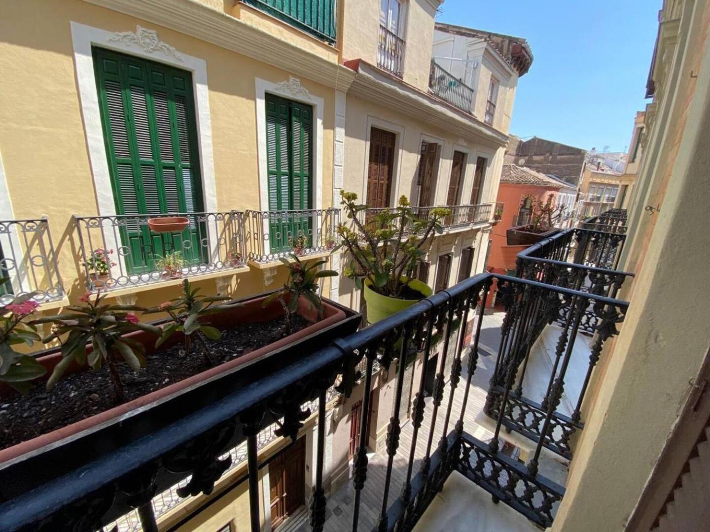 Alma De Malaga 2Br Stay With Art History & Comfort In The Heart Of The City *