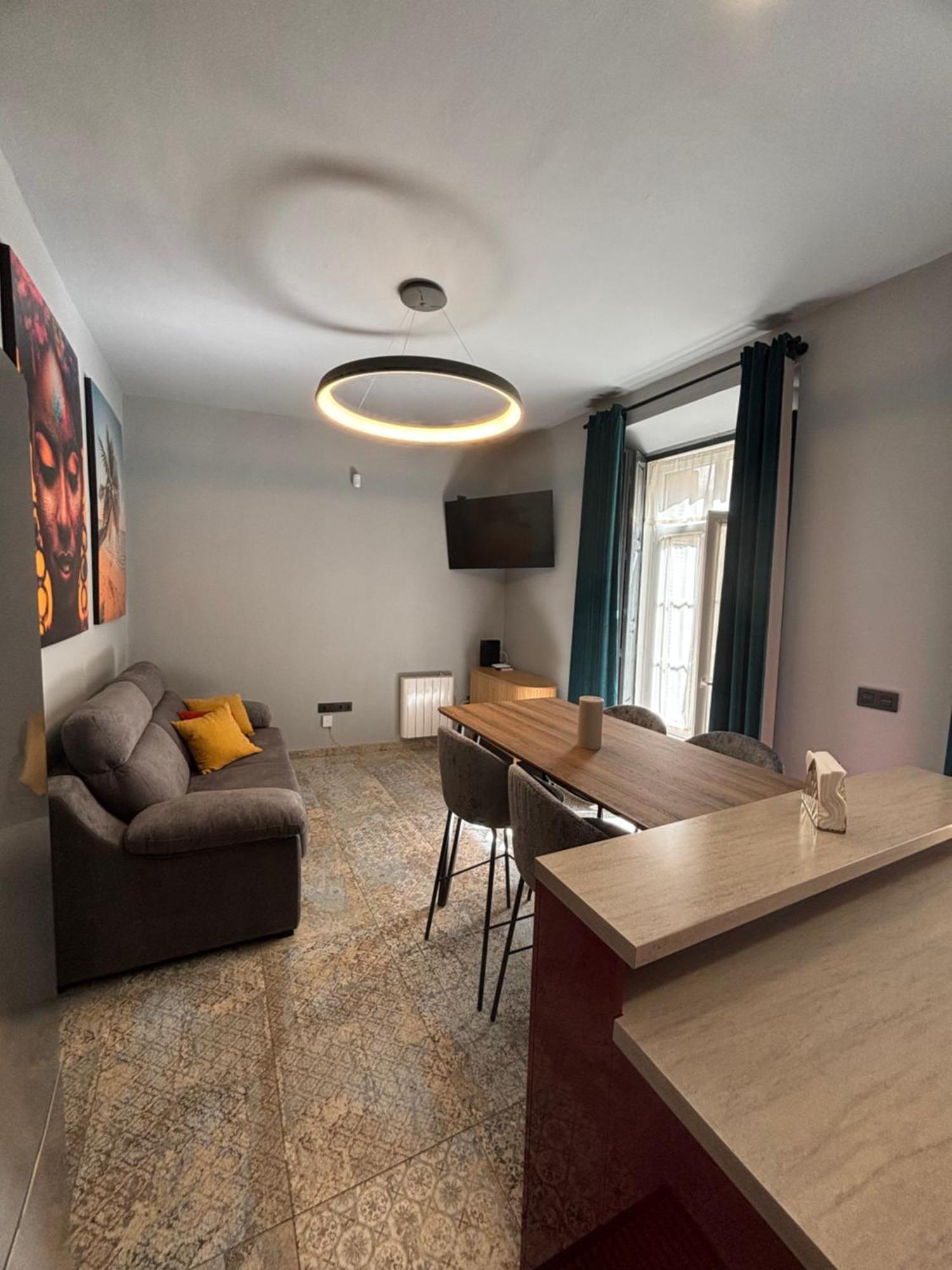 Lägenhet Alma De Malaga 2Br Stay With Art History & Comfort In The Heart Of The City