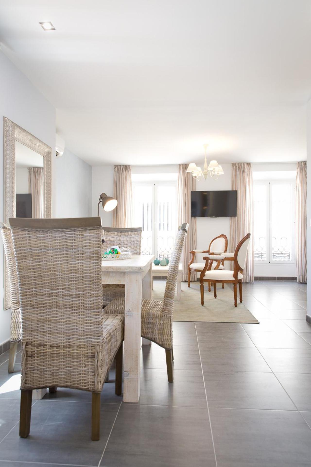Holidays2malaga Dos Aceras In Old Town & High Speed Wifi Lejlighed