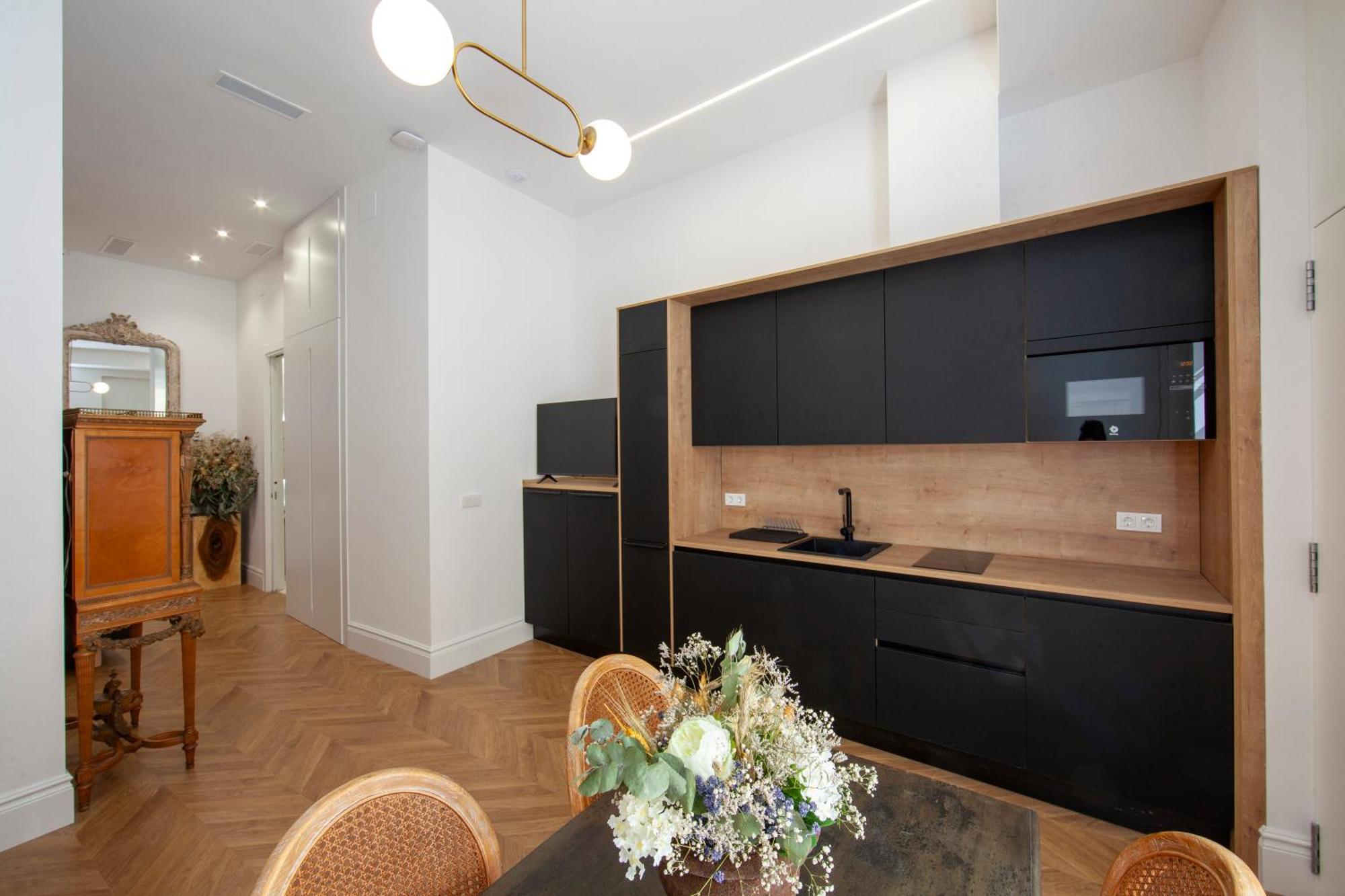 Pries Homes - Center