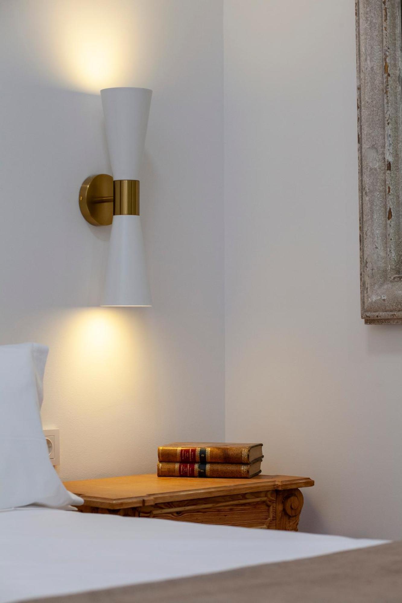 Pries Homes - Center