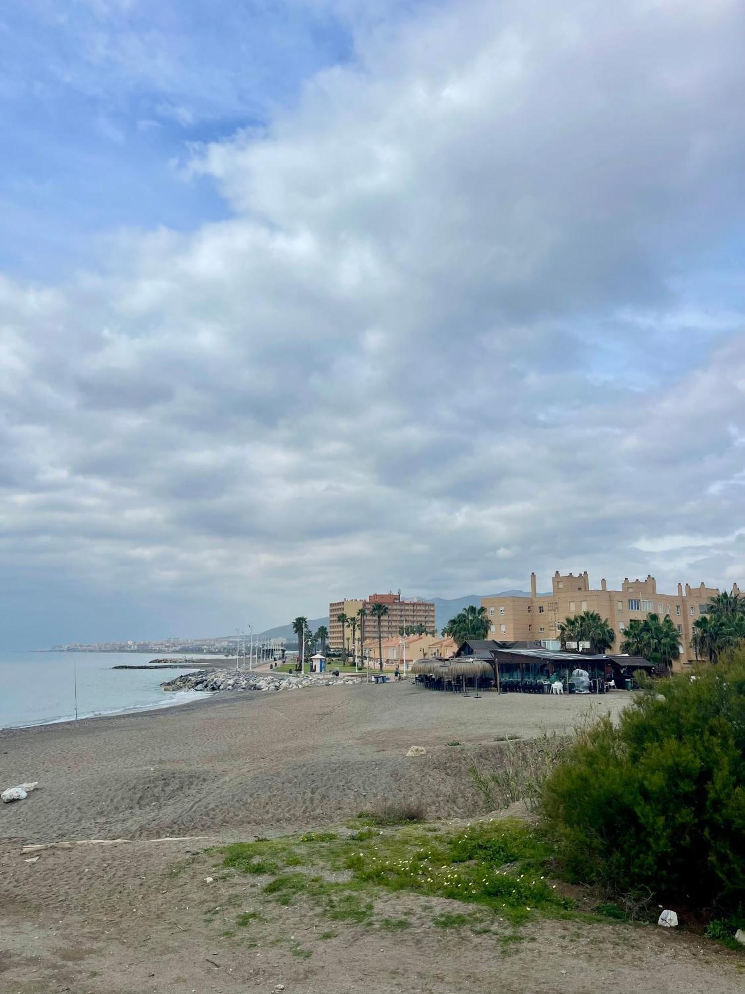 Casa En Guadalmar Malaga, Naturaleza Y Playa Holiday home