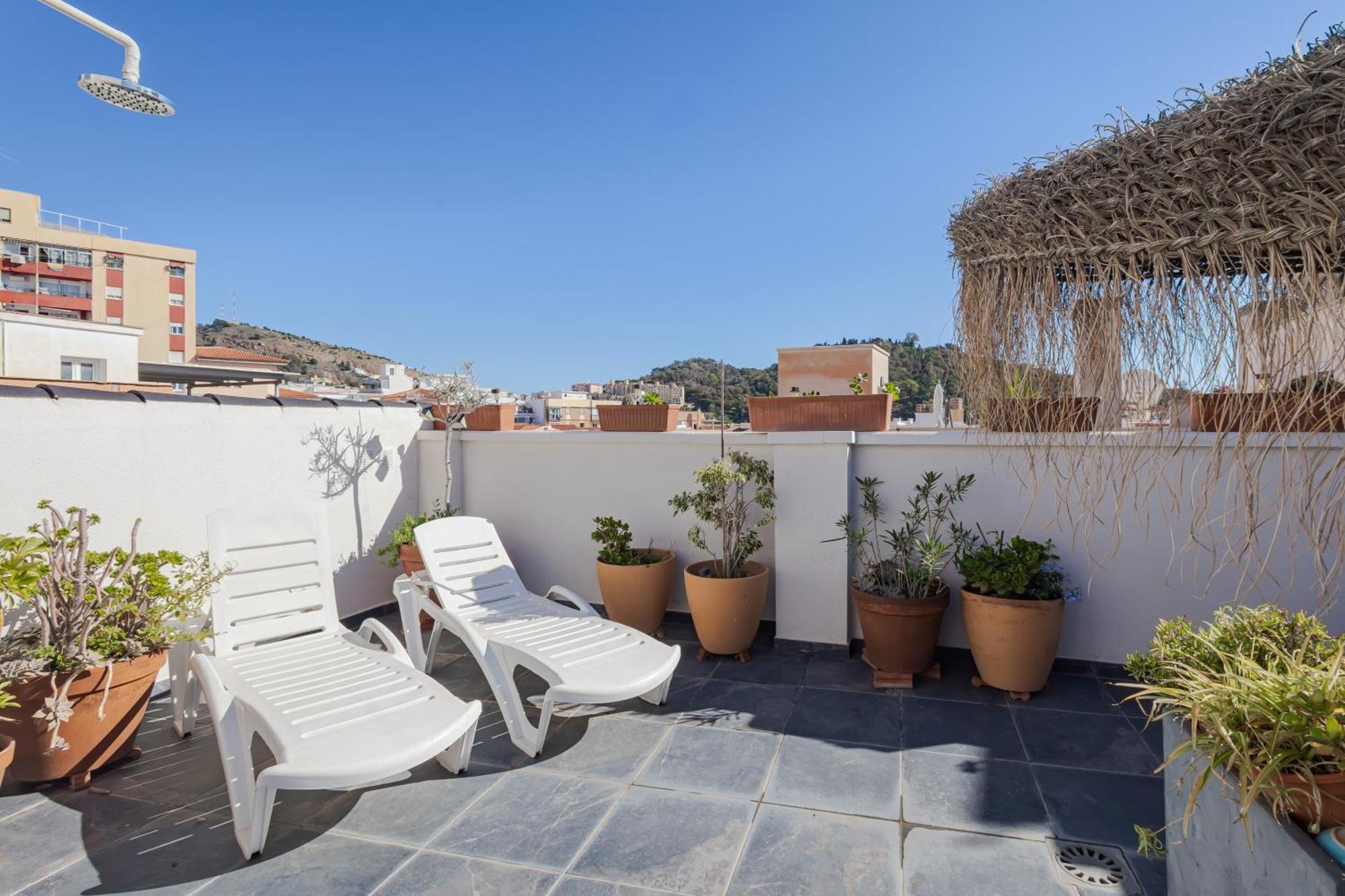 Historic Centre + Rooftop + Parking Leilighet Málaga