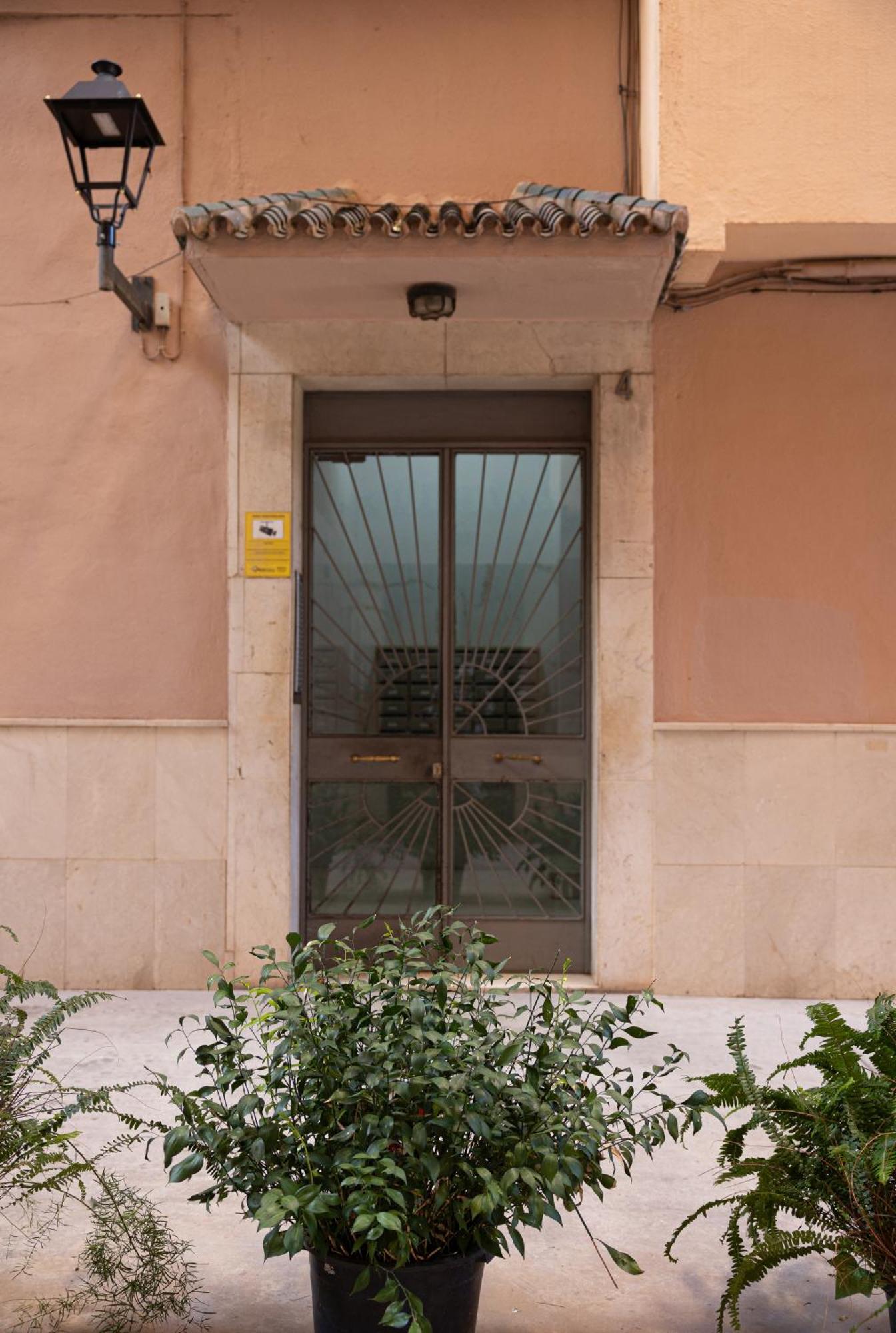 Junto A La Casa Natal De Picasso * Málaga