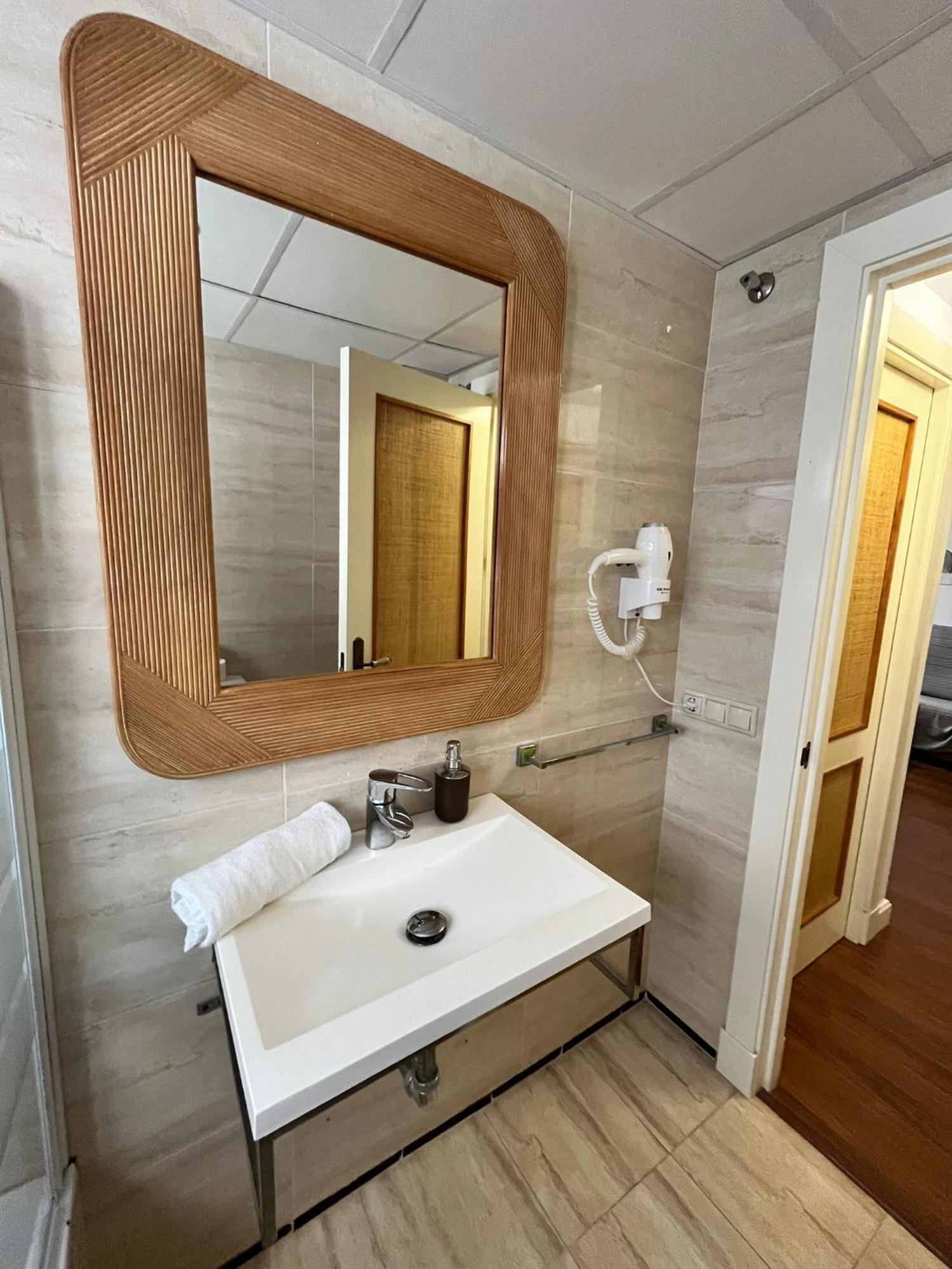 El Torcal Residences With Free Parking *