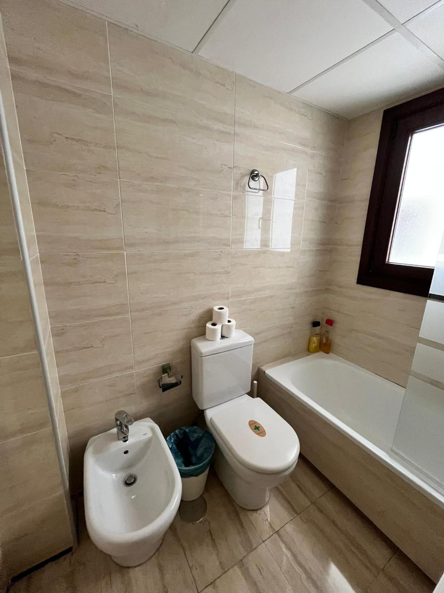 El Torcal Residences With Free Parking Apartamento