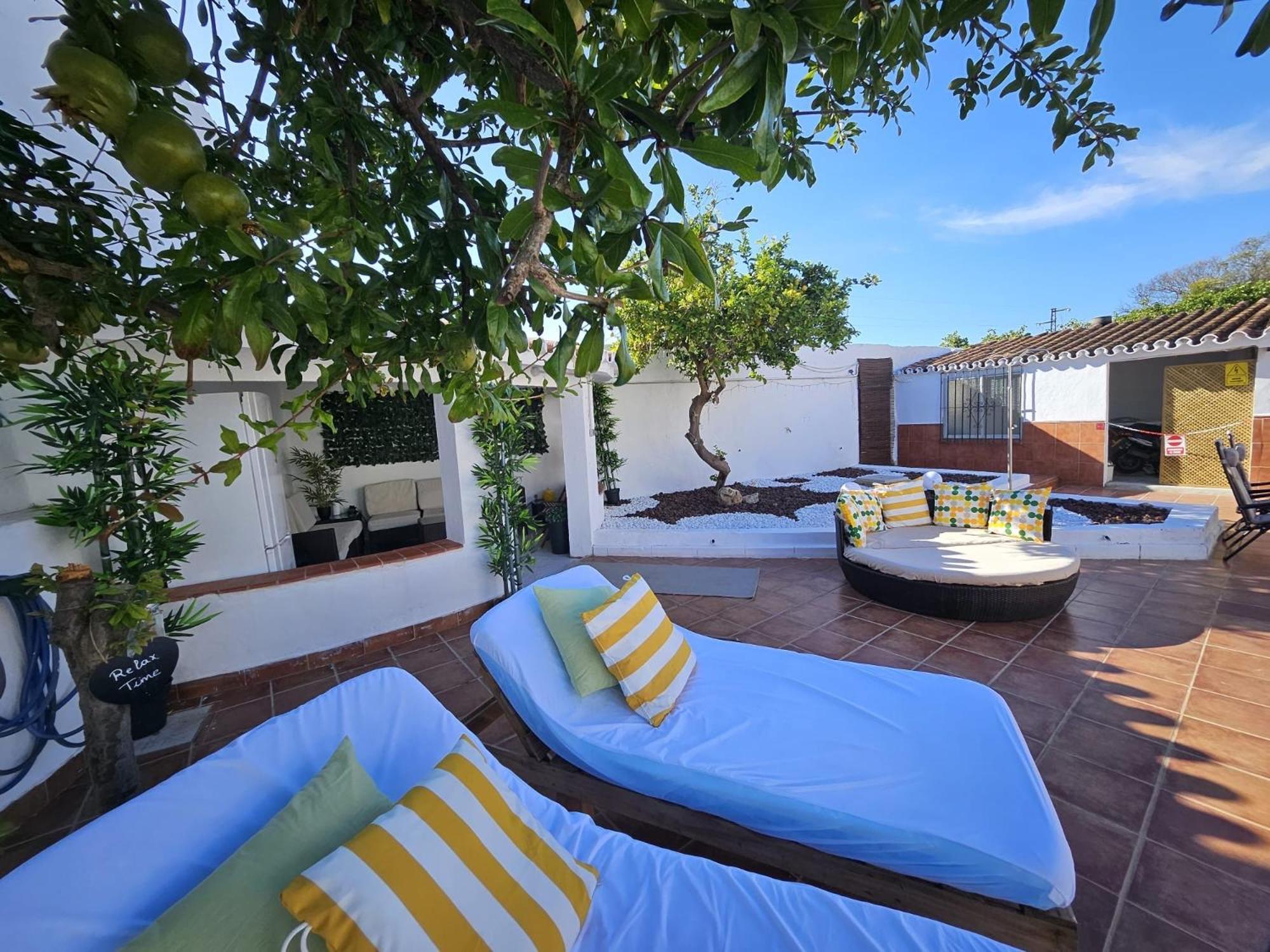Hevres El Capricho Homestay